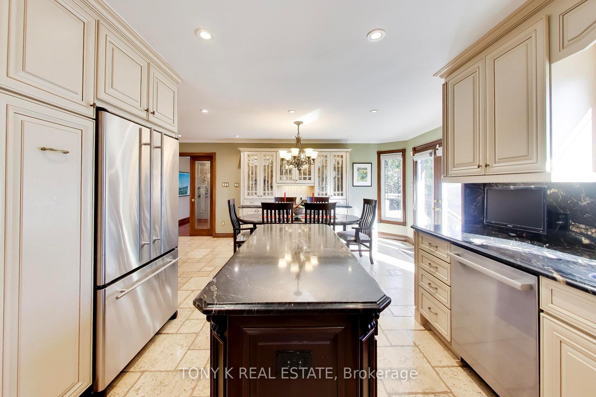 Photo 9 of 79 Bennett Road, Scarborough, West Hill — HOMEH