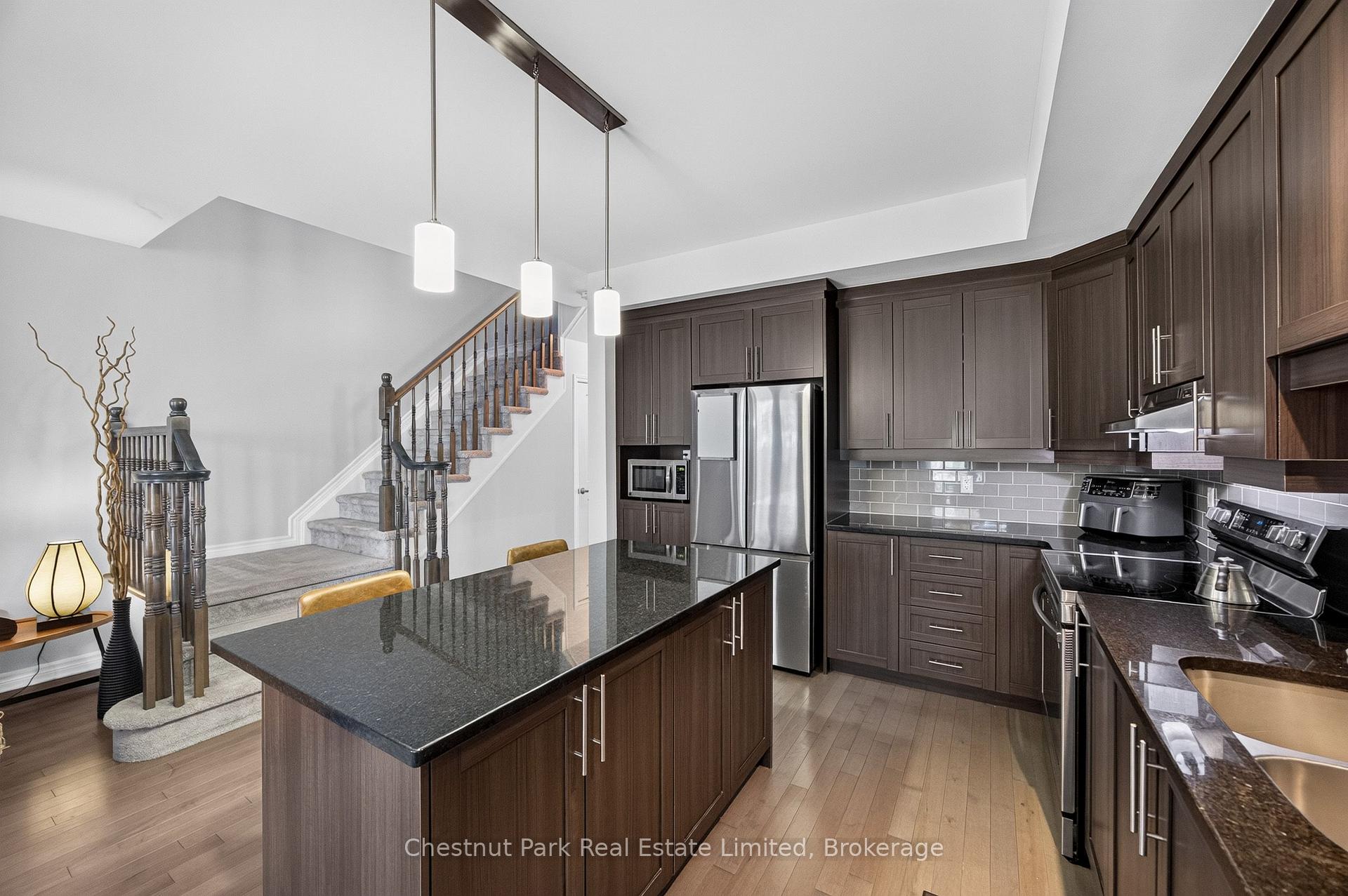 Photo 9 of 239 King Street, Carleton Place, Carleton Place — HOMEH