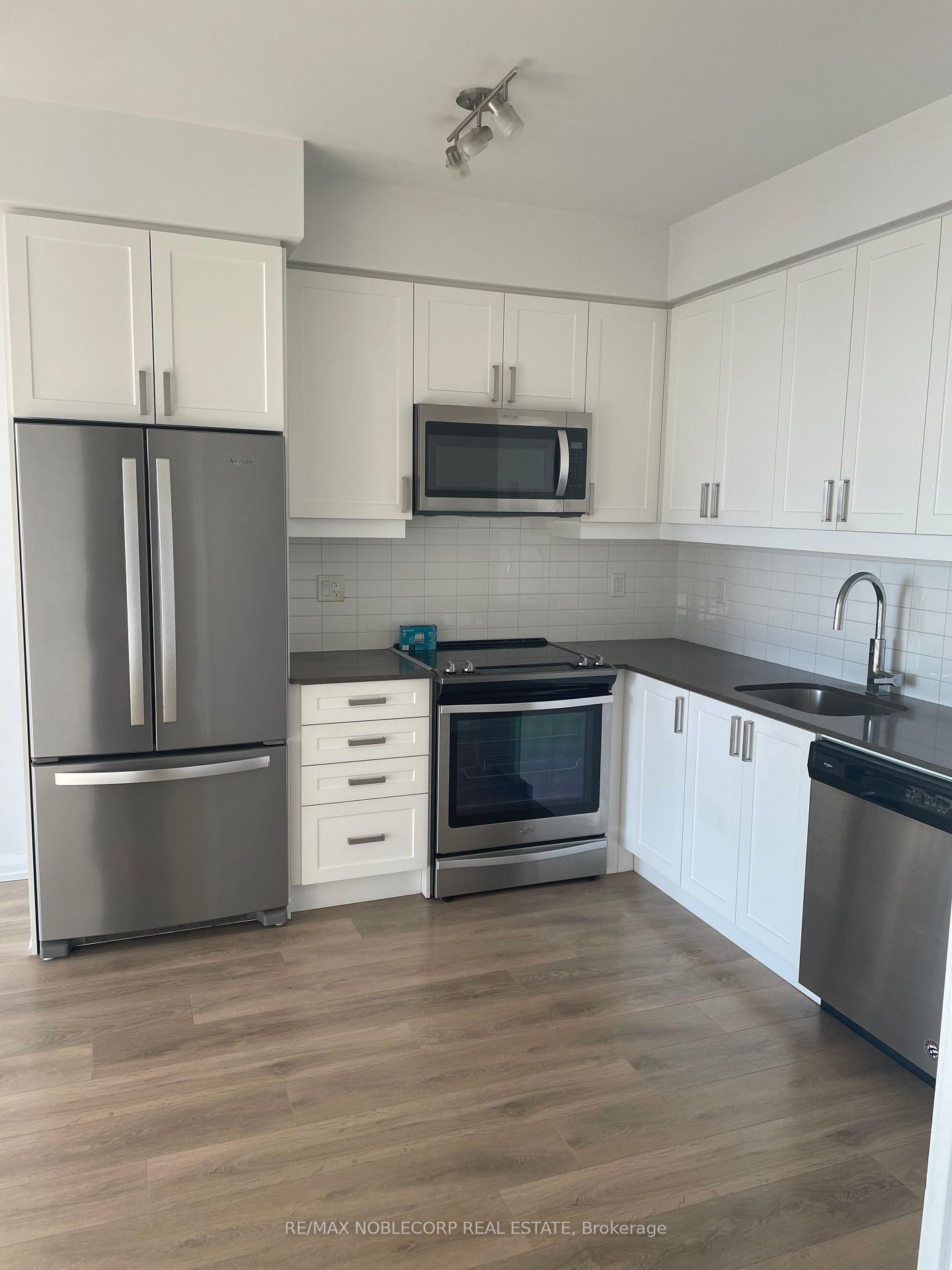Photo 10 of Unit 1117, 7895 Jane Street E, Vaughan, Concord — HOMEH