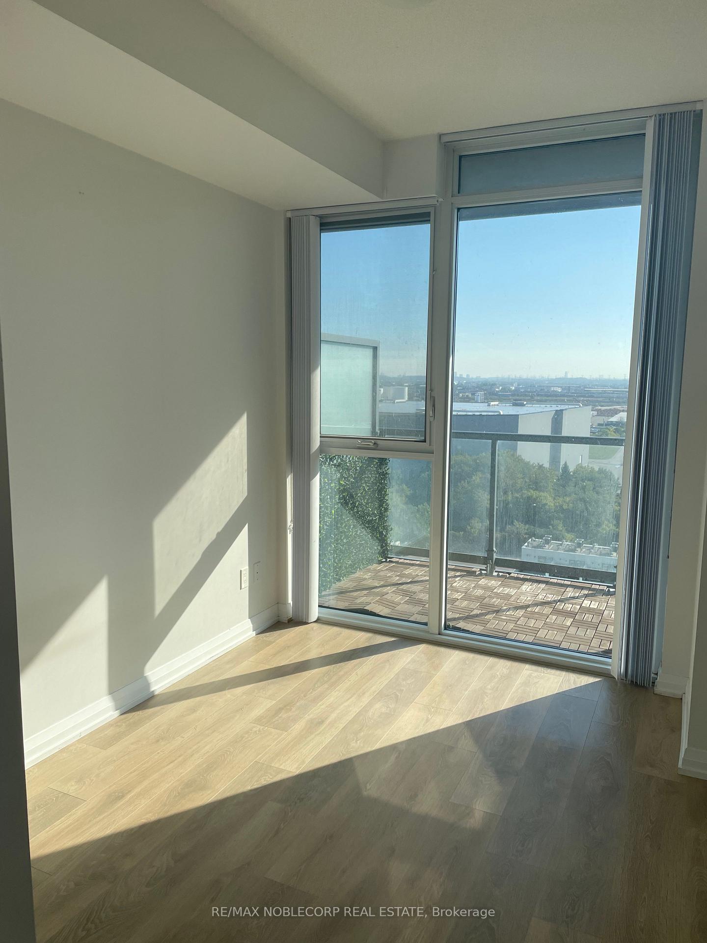 Photo 12 of Unit 1117, 7895 Jane Street E, Vaughan, Concord — HOMEH