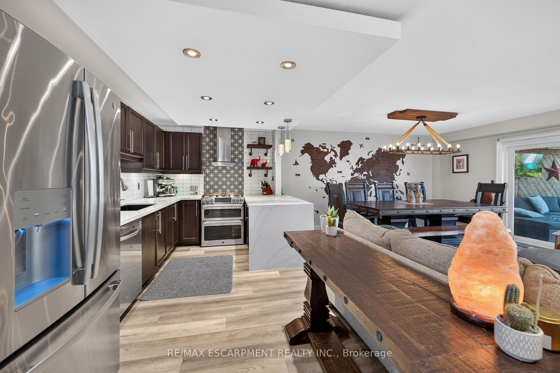 Photo 8 of 4377 Beverley Crescent, Lincoln, Beamsville — HOMEH