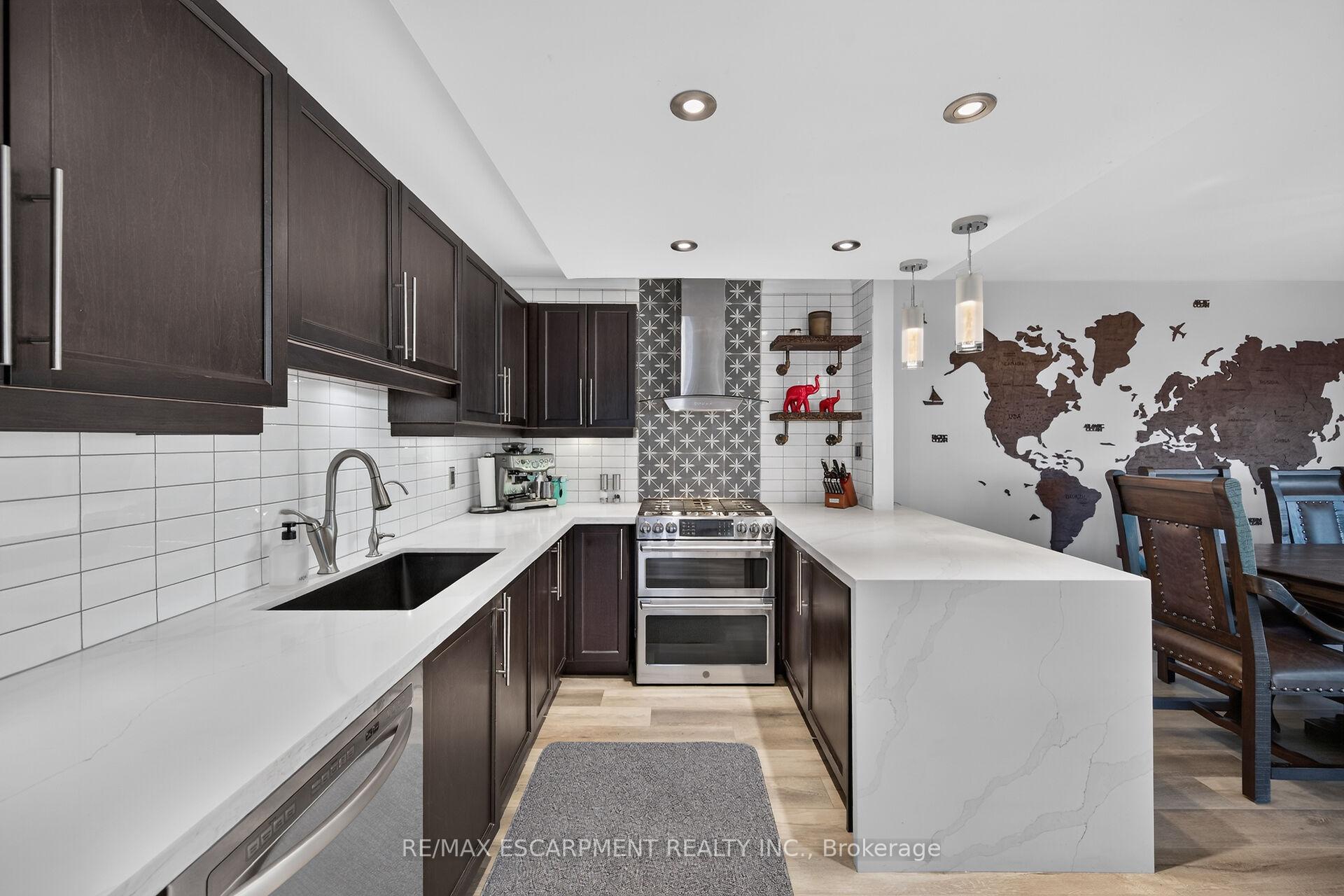 Photo 9 of 4377 Beverley Crescent, Lincoln, Beamsville — HOMEH