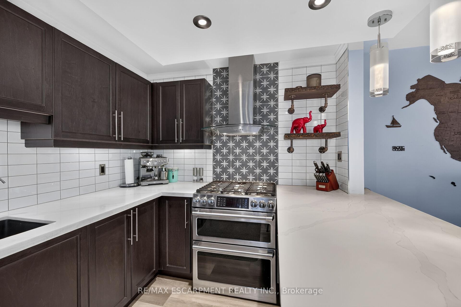 Photo 11 of 4377 Beverley Crescent, Lincoln, Beamsville — HOMEH