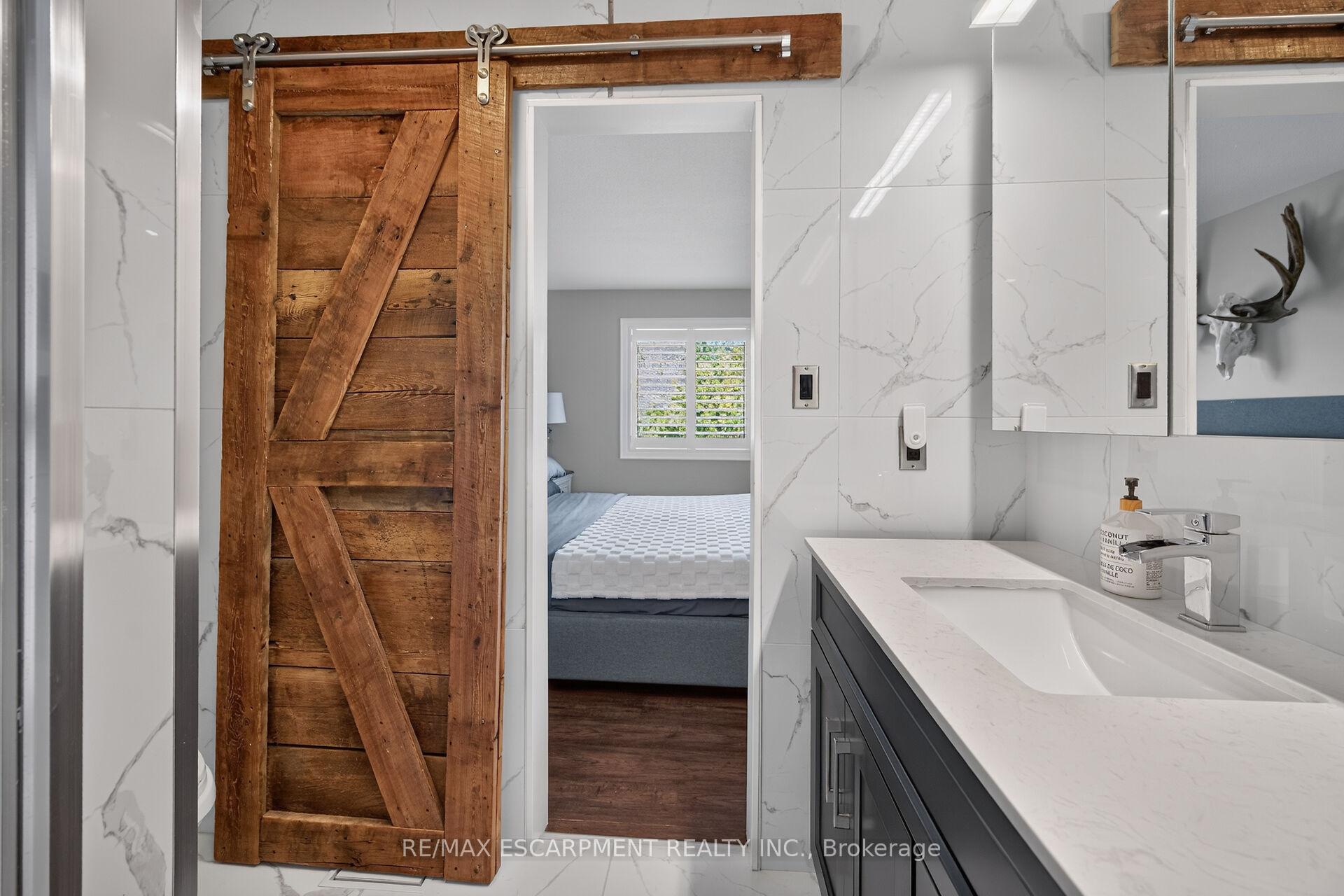 Photo 25 of 4377 Beverley Crescent, Lincoln, Beamsville — HOMEH