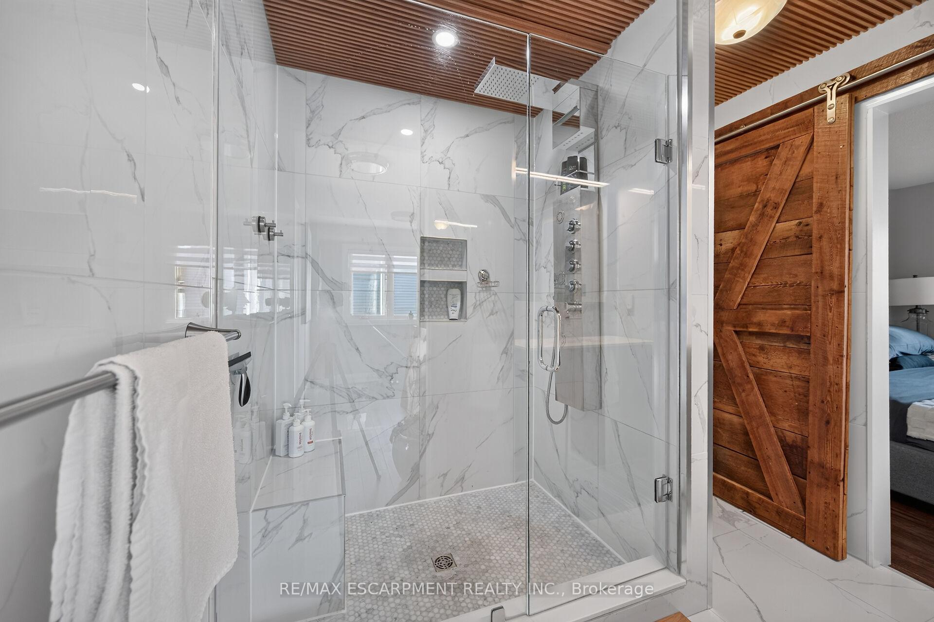 Photo 26 of 4377 Beverley Crescent, Lincoln, Beamsville — HOMEH