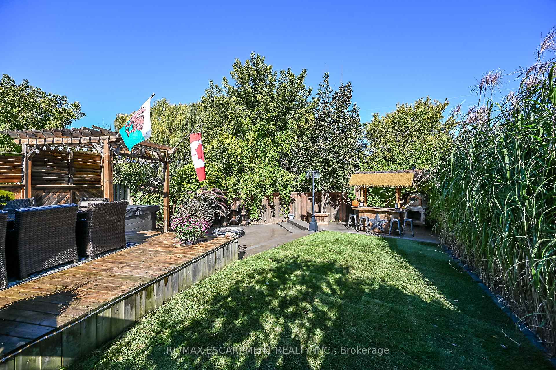 Photo 44 of 4377 Beverley Crescent, Lincoln, Beamsville — HOMEH