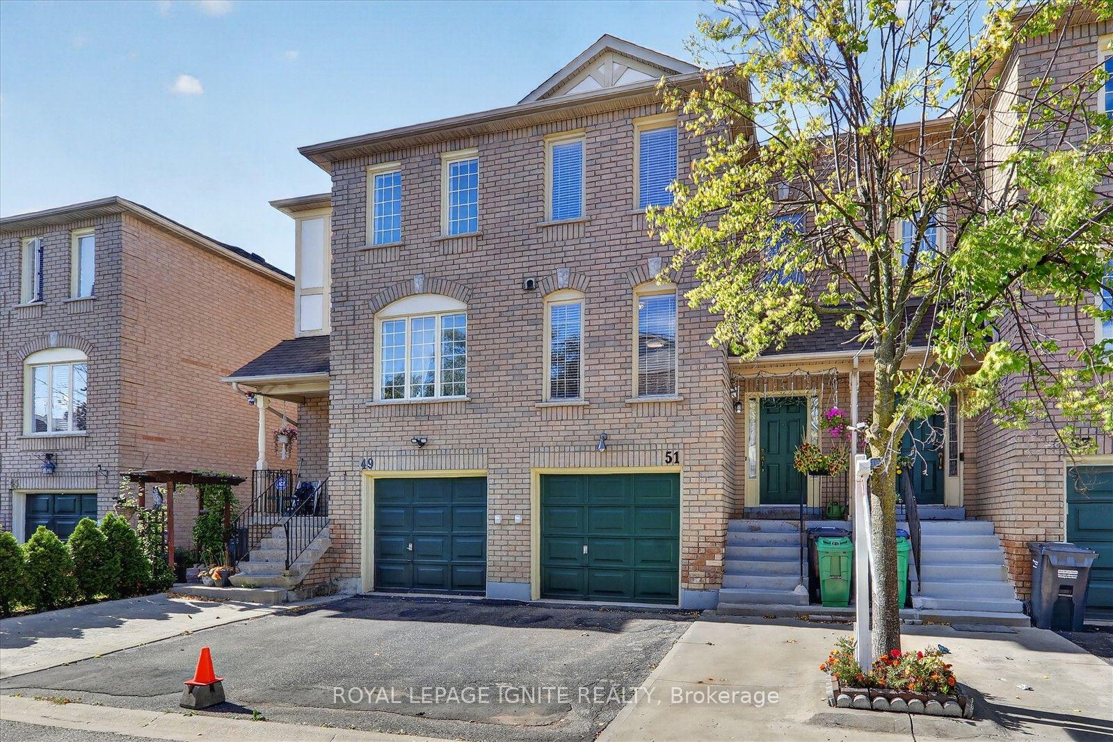 Photo 3 of Unit 51, 2 Sir Lou Drive, Brampton, Fletcher's Creek South — HOMEH