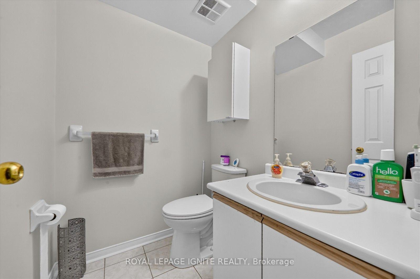 Photo 15 of Unit 51, 2 Sir Lou Drive, Brampton, Fletcher's Creek South — HOMEH