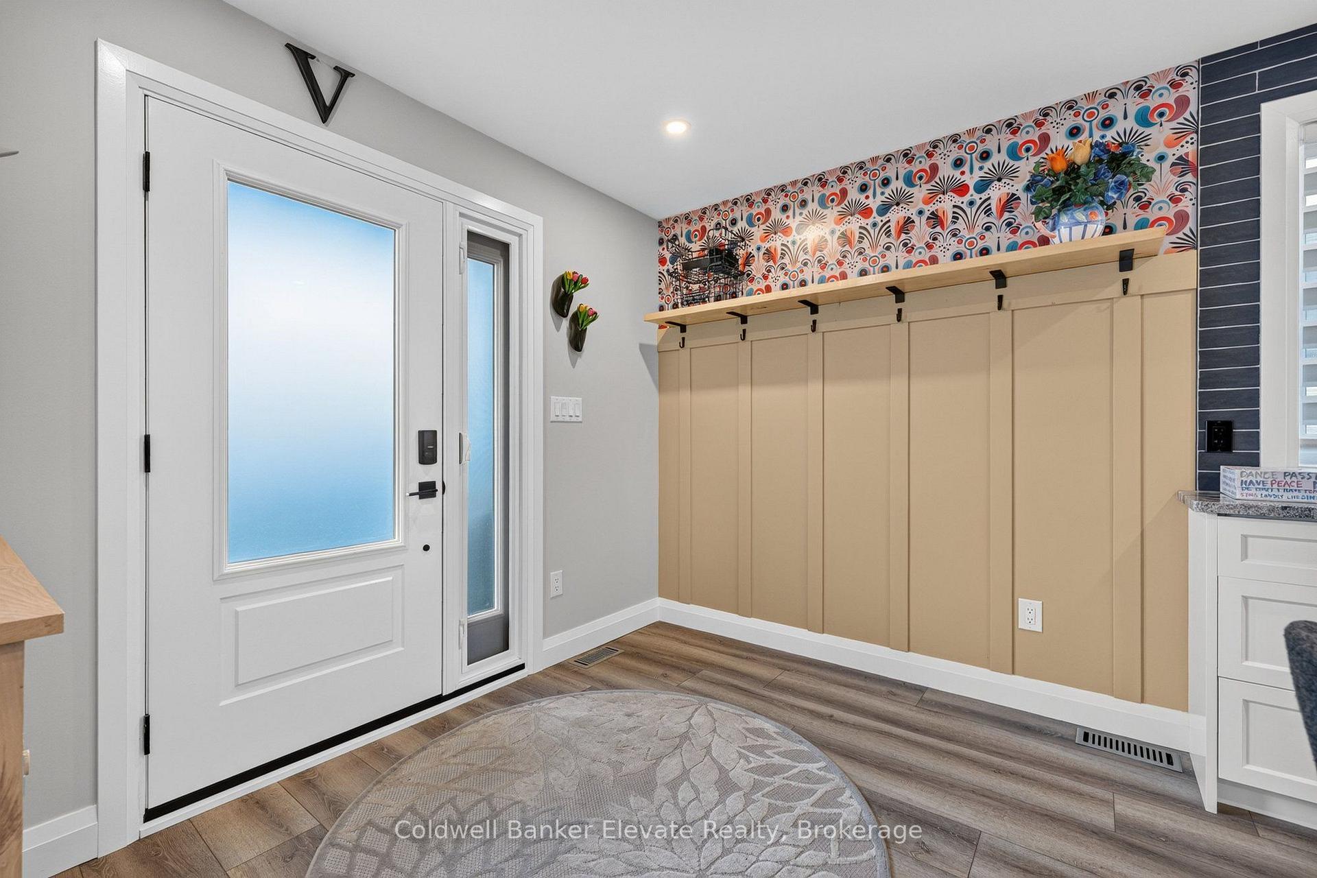Photo 6 of 45 Faludon Drive, Halton Hills, Georgetown — HOMEH