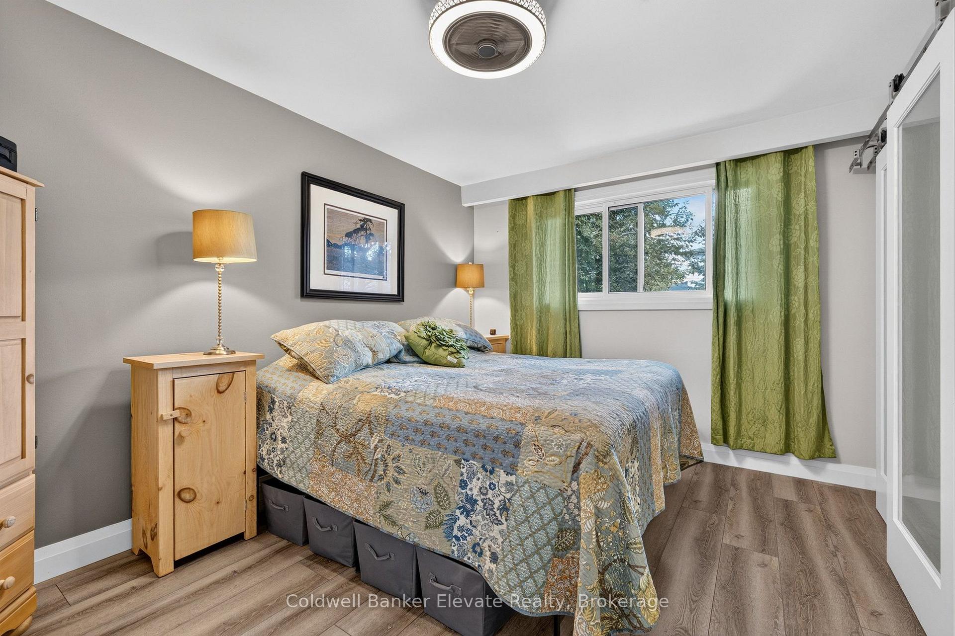 Photo 17 of 45 Faludon Drive, Halton Hills, Georgetown — HOMEH