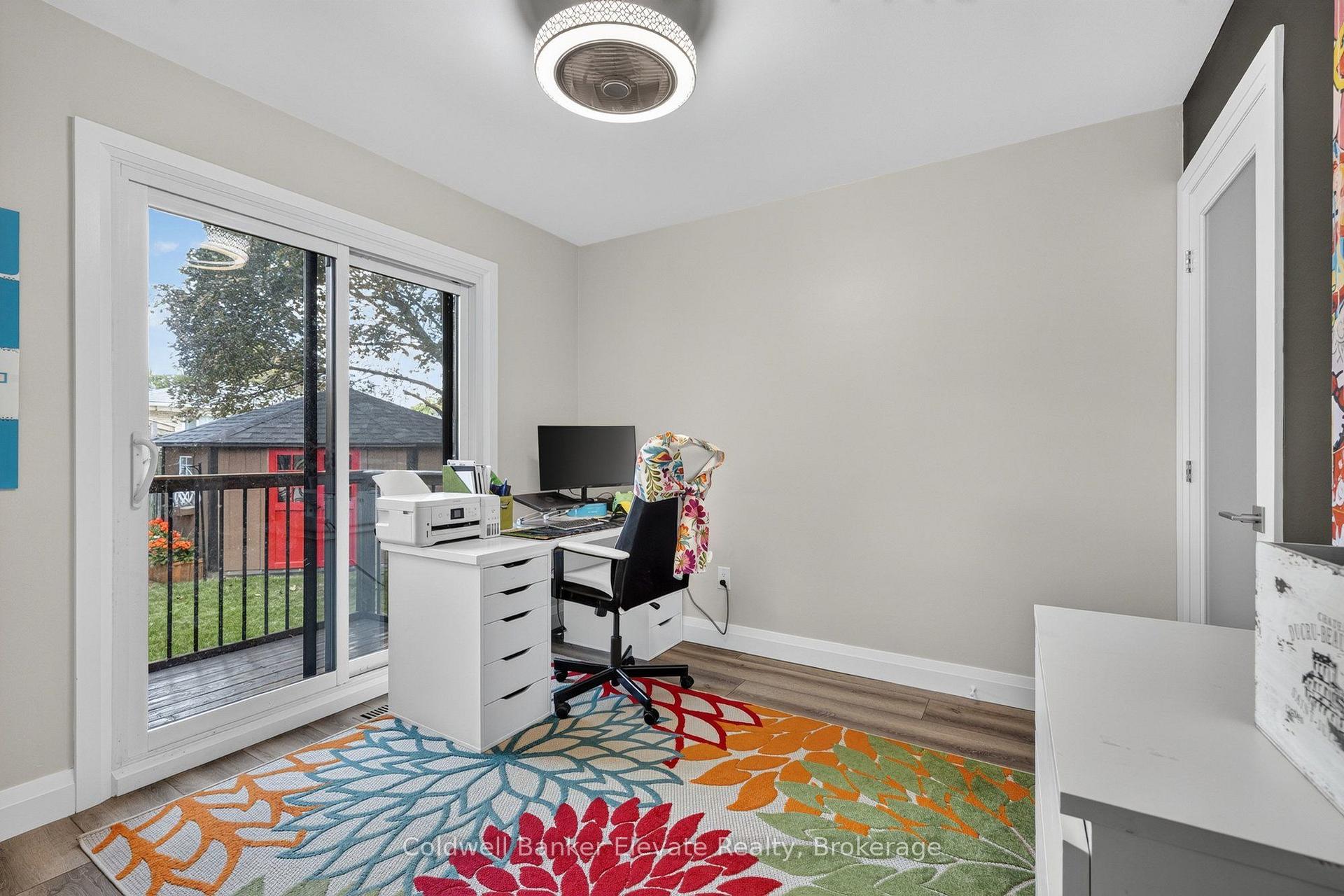Photo 20 of 45 Faludon Drive, Halton Hills, Georgetown — HOMEH