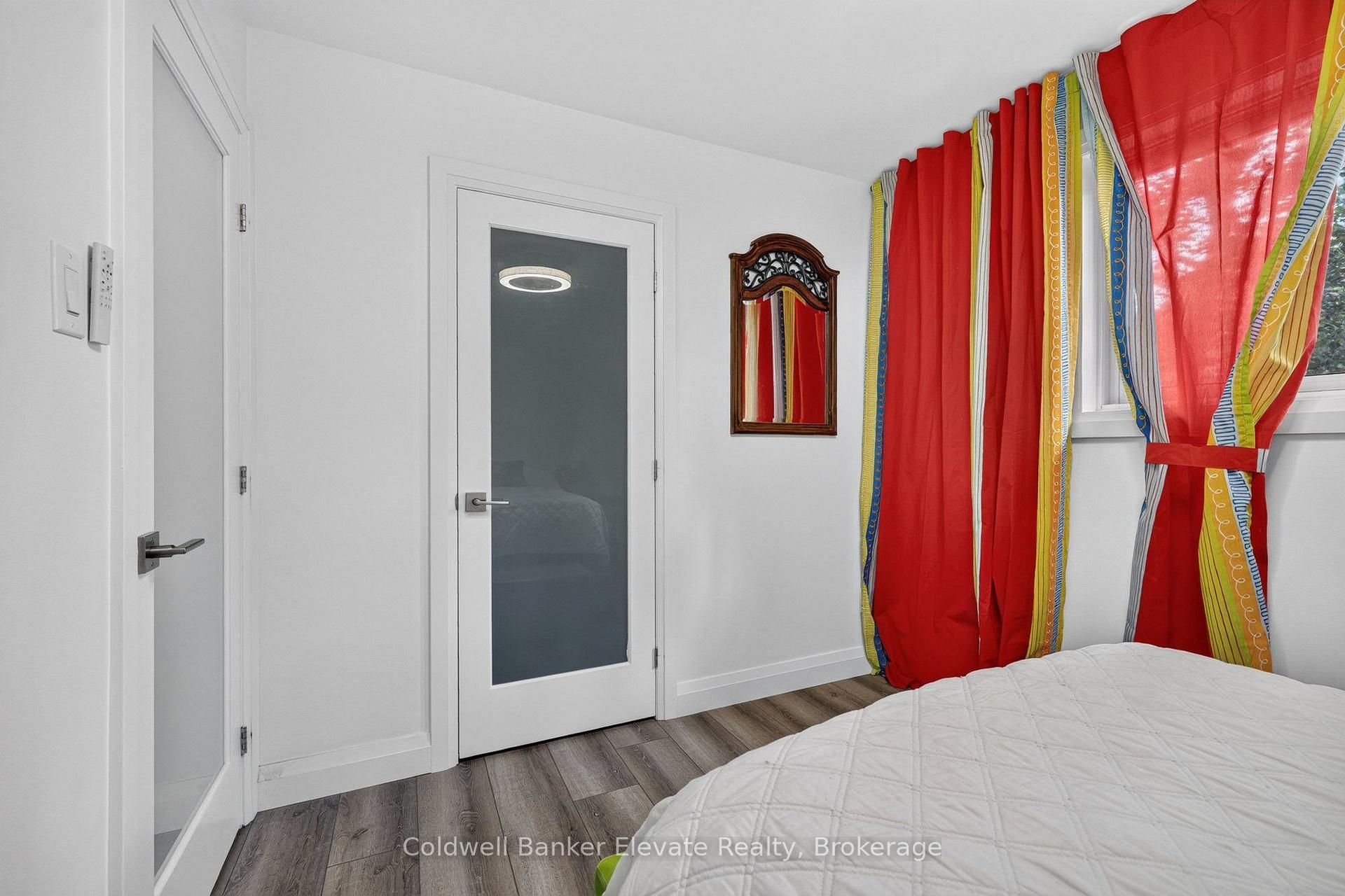 Photo 22 of 45 Faludon Drive, Halton Hills, Georgetown — HOMEH