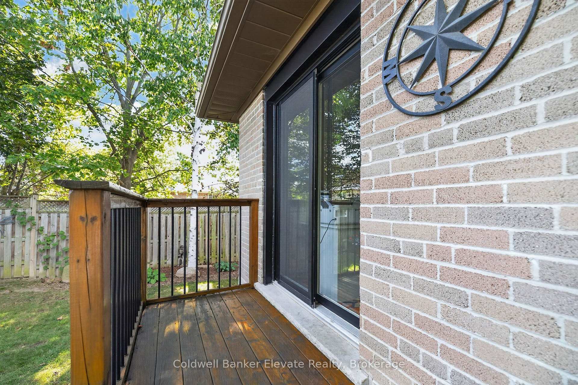 Photo 26 of 45 Faludon Drive, Halton Hills, Georgetown — HOMEH