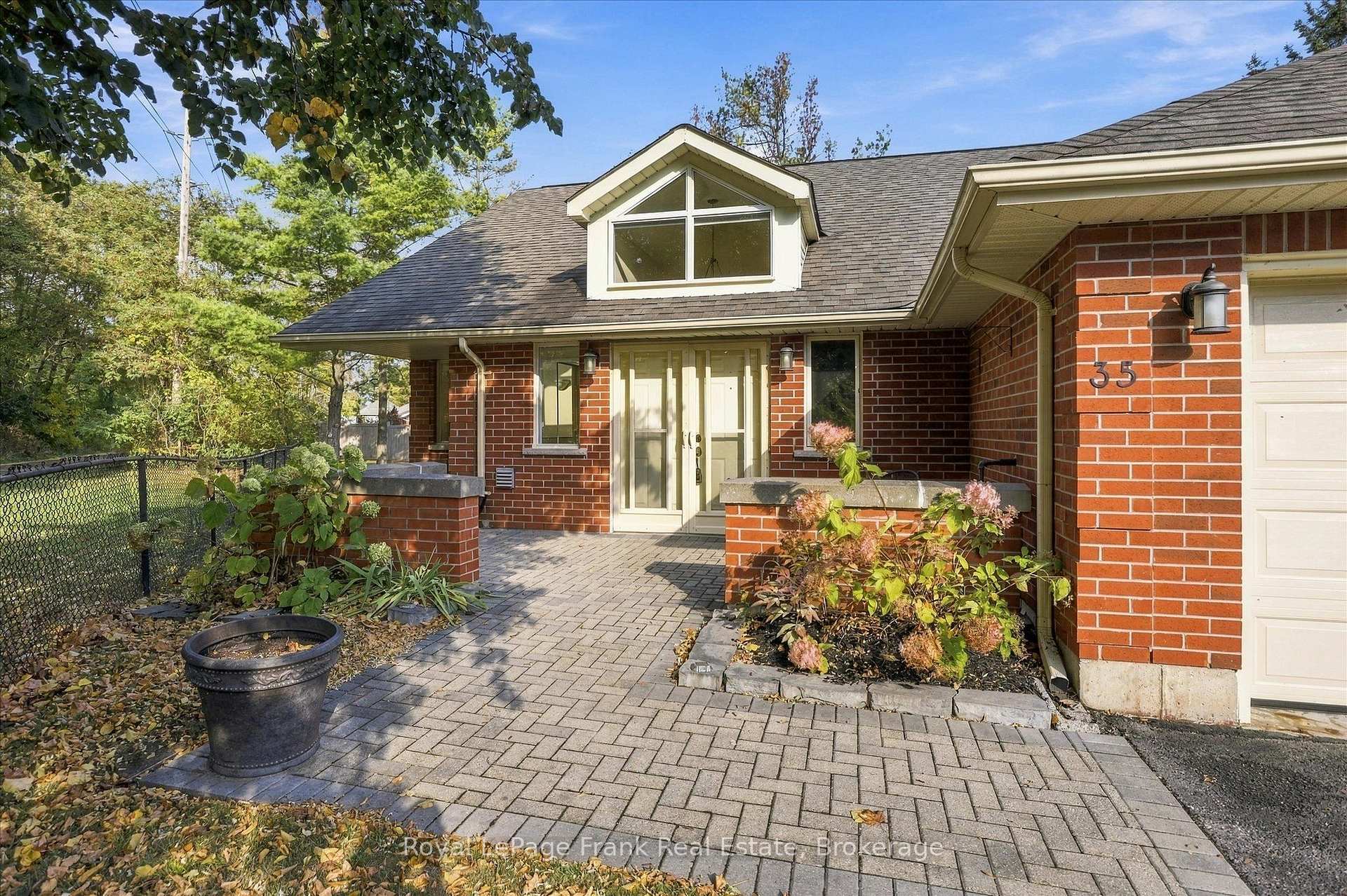 Photo of Unit 35, 1121 Armour Road