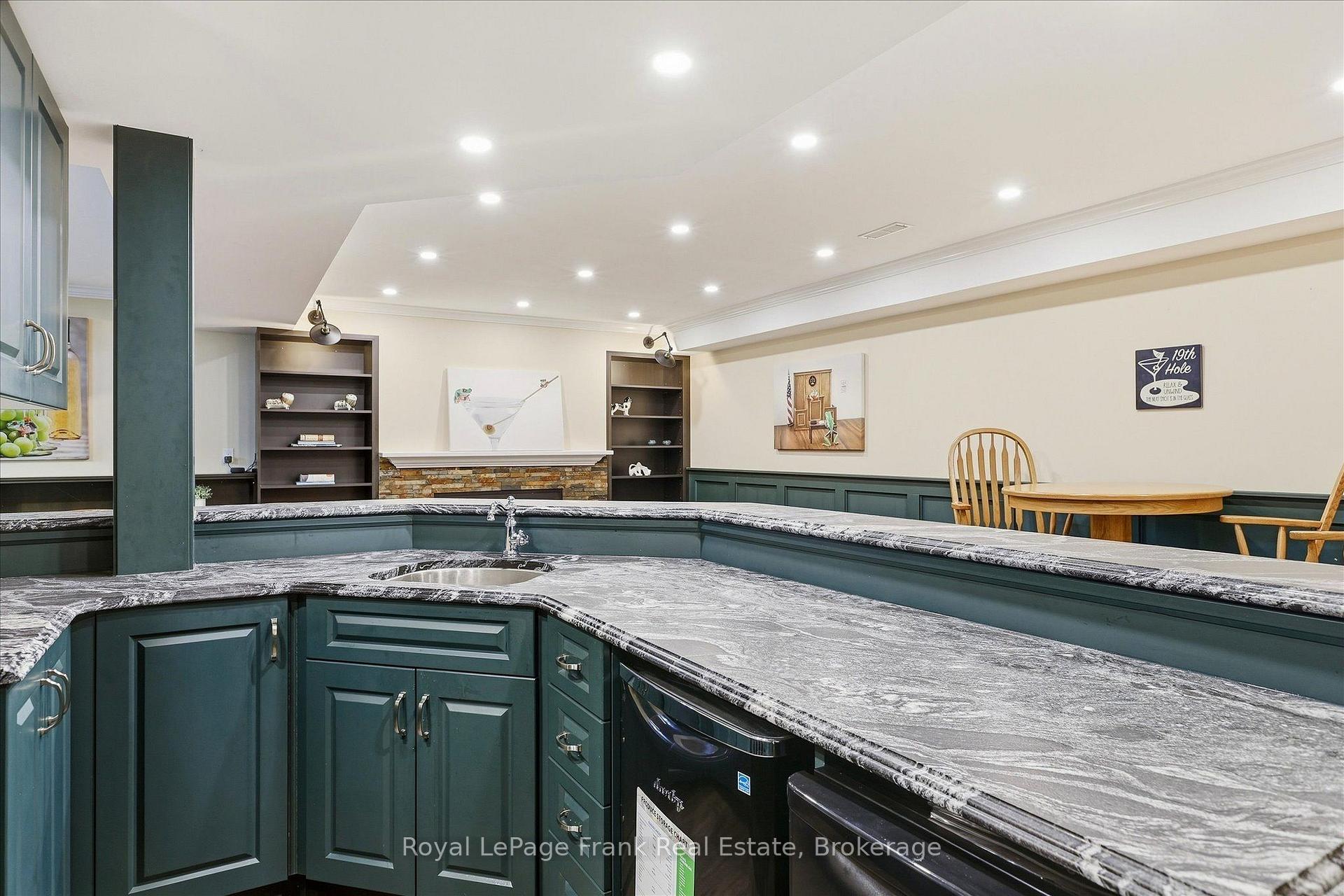 Photo 25 of Unit 35, 1121 Armour Road, Peterborough, Ashburnham Ward 4 — HOMEH