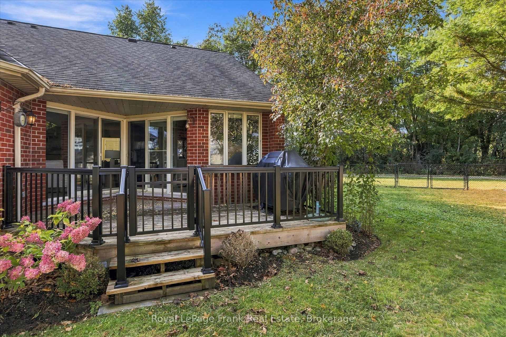 Photo 34 of Unit 35, 1121 Armour Road, Peterborough, Ashburnham Ward 4 — HOMEH