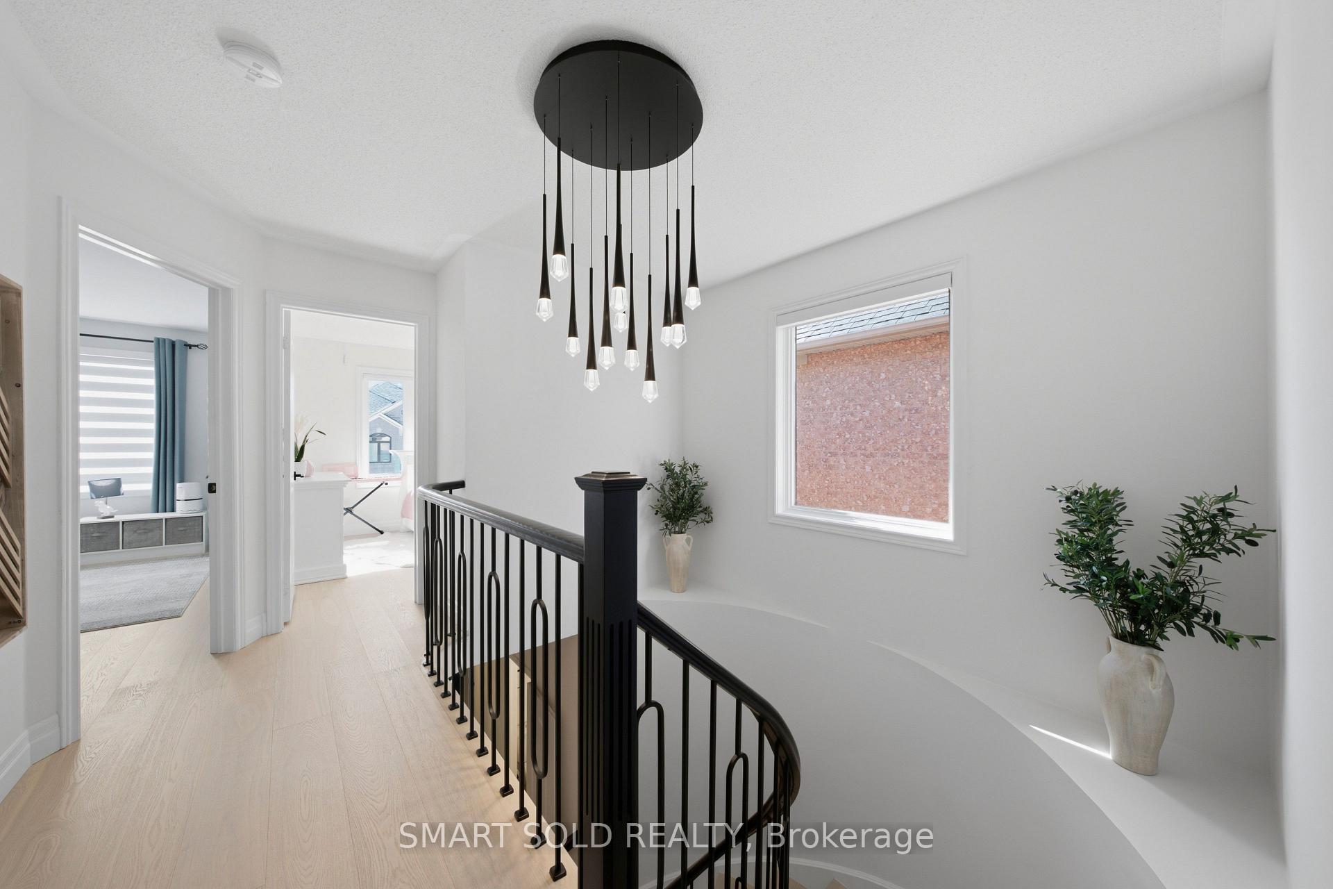 Photo 15 of 24 Andes Crescent, Vaughan, Vellore Village — HOMEH