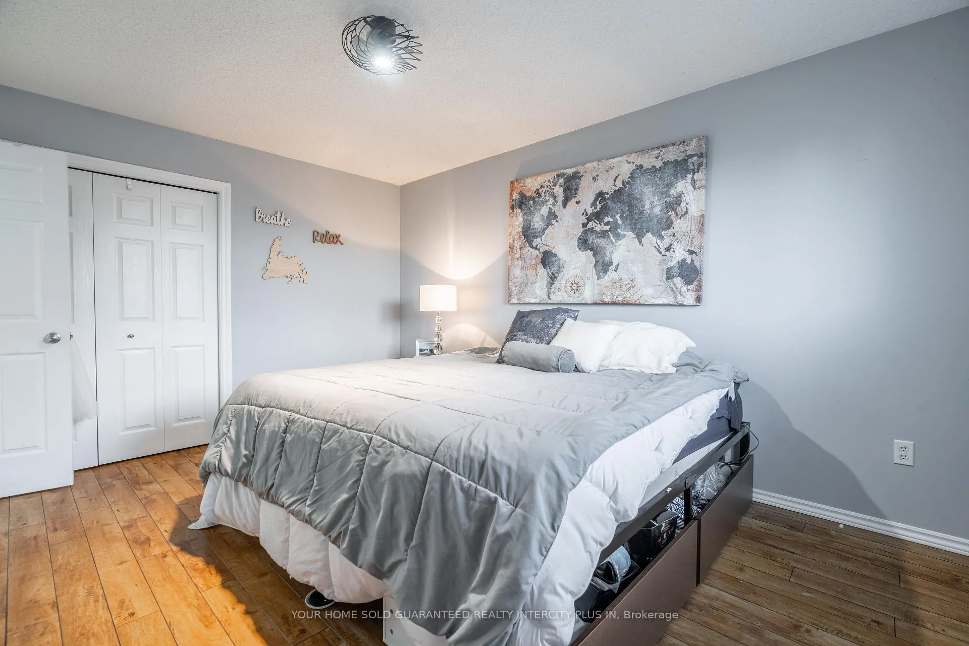Photo 12 of 19 Windsor Drive, Brant, South Dumfries — HOMEH