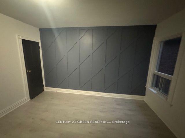 Photo 7 of 37 Gladstone Avenue, Hamilton, St. Clair — HOMEH