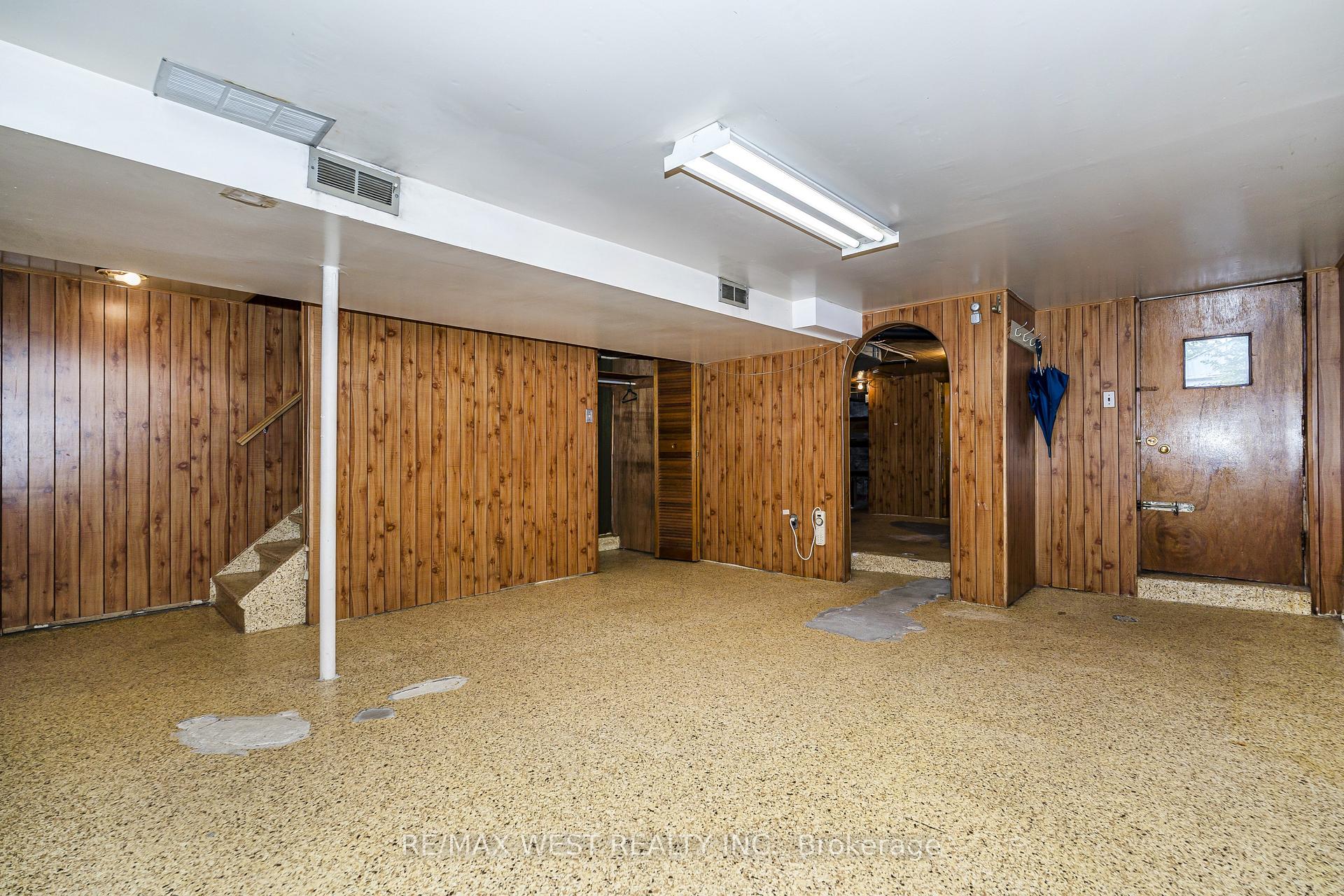Photo 19 of 257 Delaware Avenue, Toronto, Dovercourt-Wallace Emerson-Junction — HOMEH