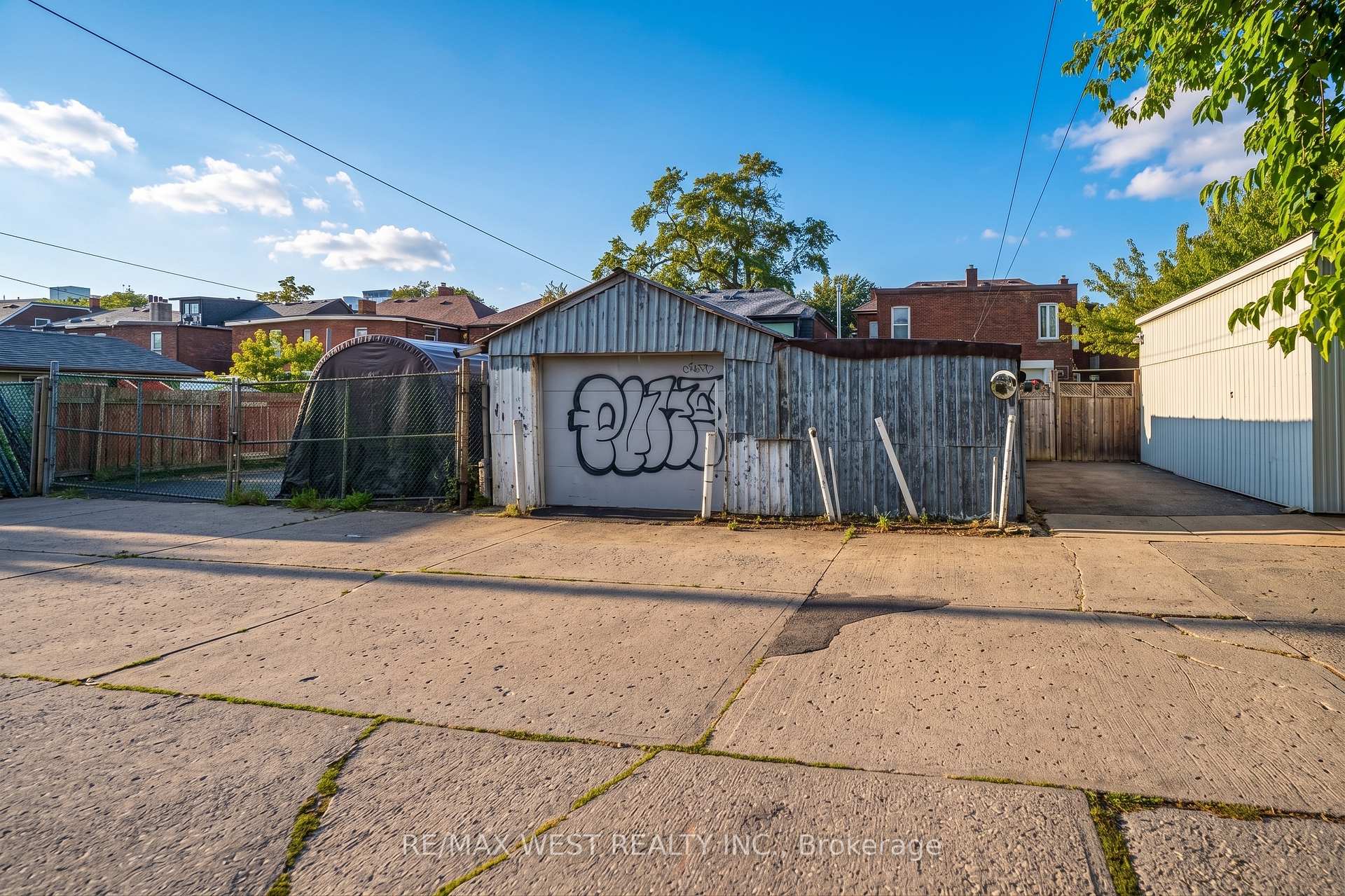 Photo 26 of 257 Delaware Avenue, Toronto, Dovercourt-Wallace Emerson-Junction — HOMEH