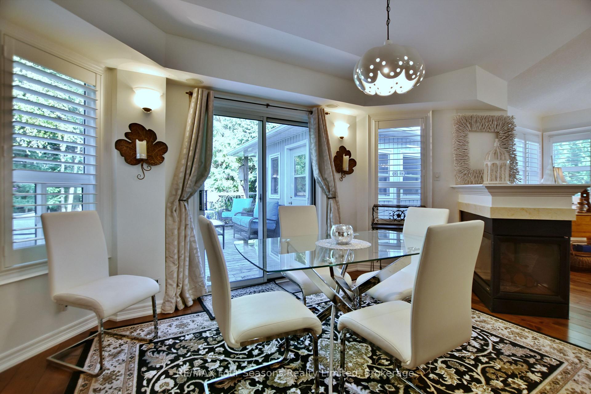 Photo 14 of 32 Nettleton Court, Collingwood — HOMEH