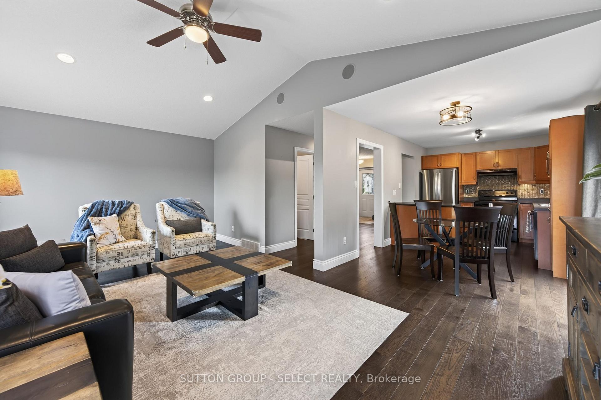 Photo 7 of 1706 Bayswater Crescent, London, North E — HOMEH
