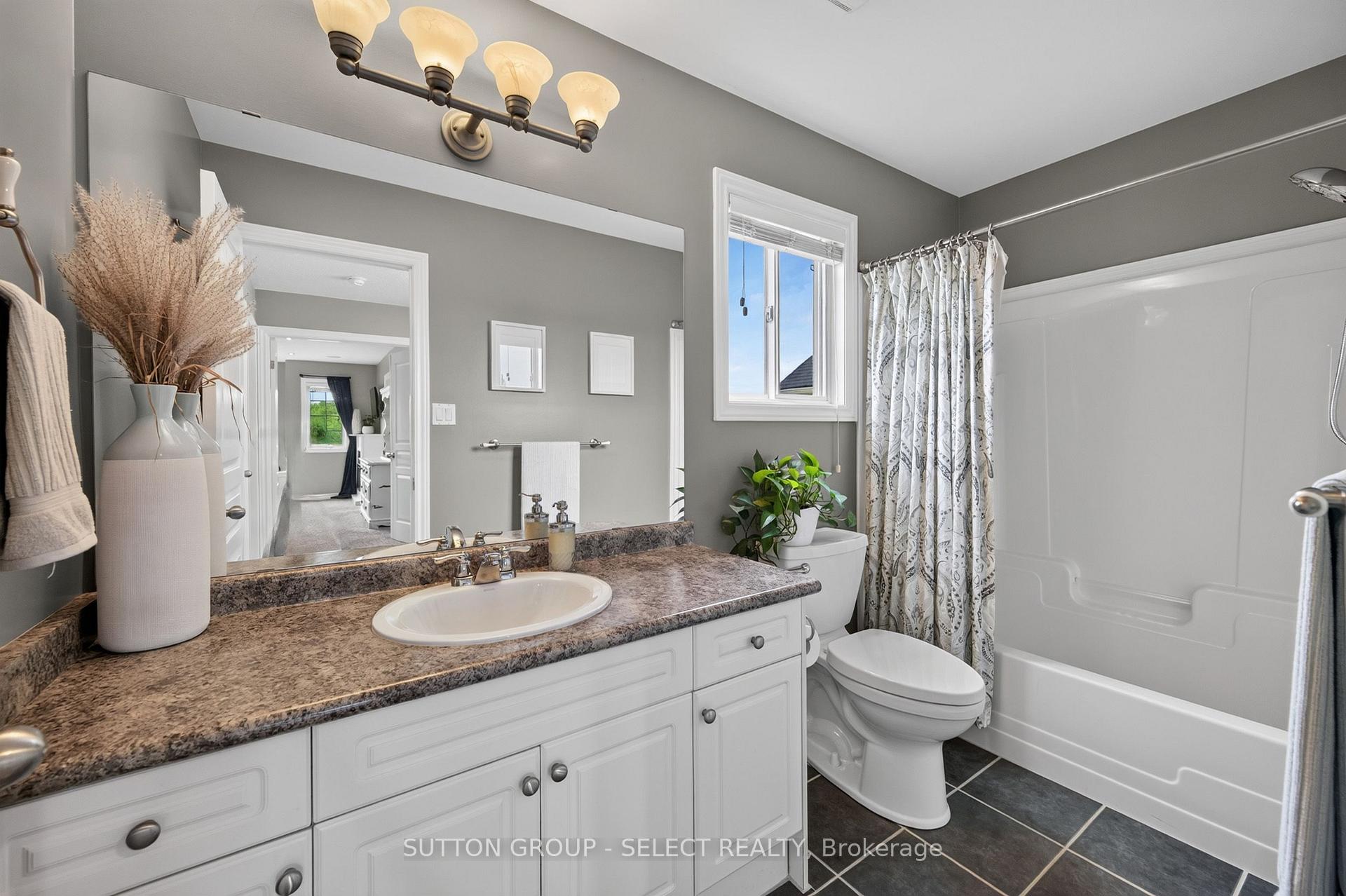 Photo 20 of 1706 Bayswater Crescent, London, North E — HOMEH
