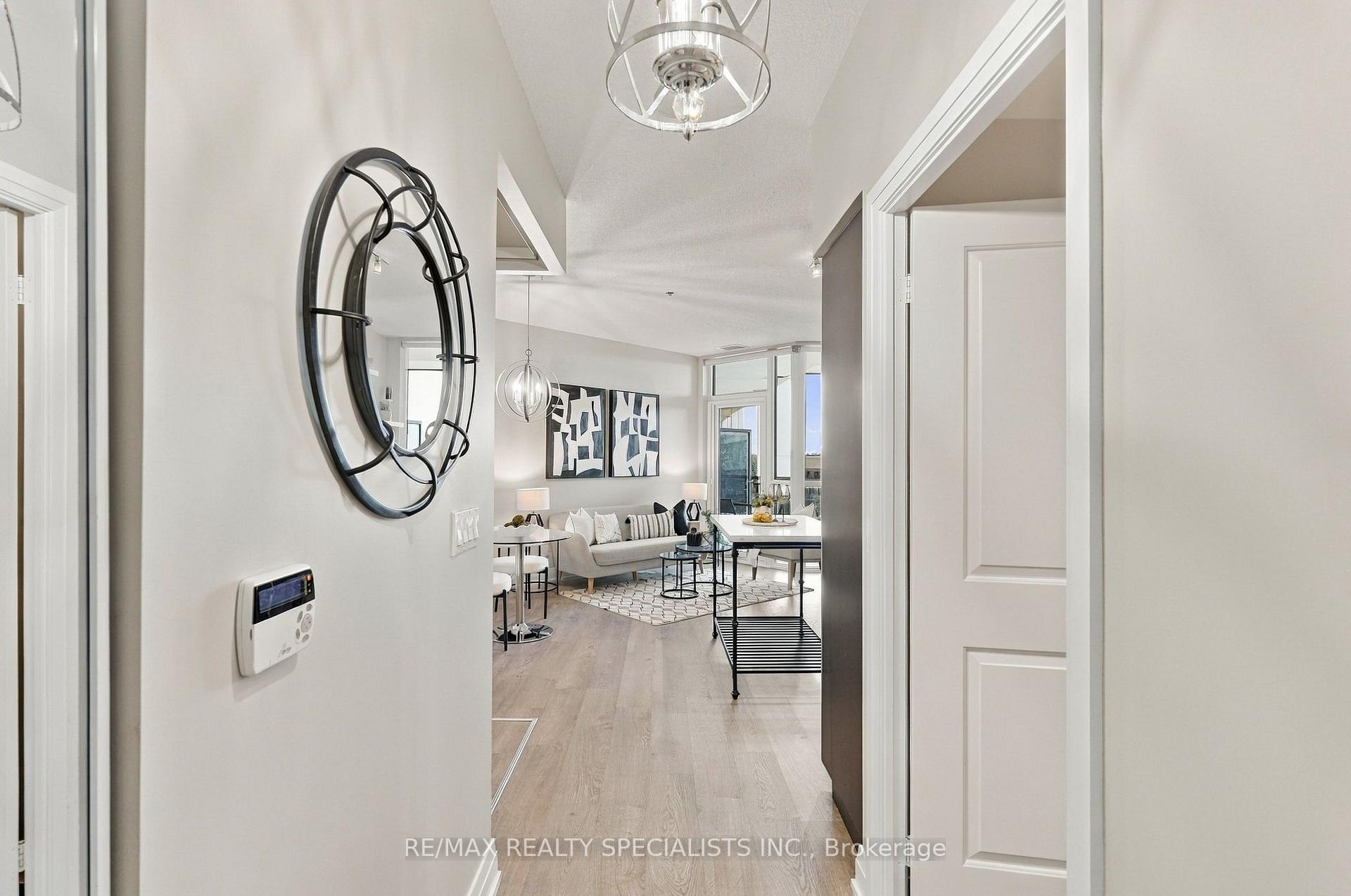 Photo 4 of Unit 313, 65 Speers Road, Oakville, Central — HOMEH