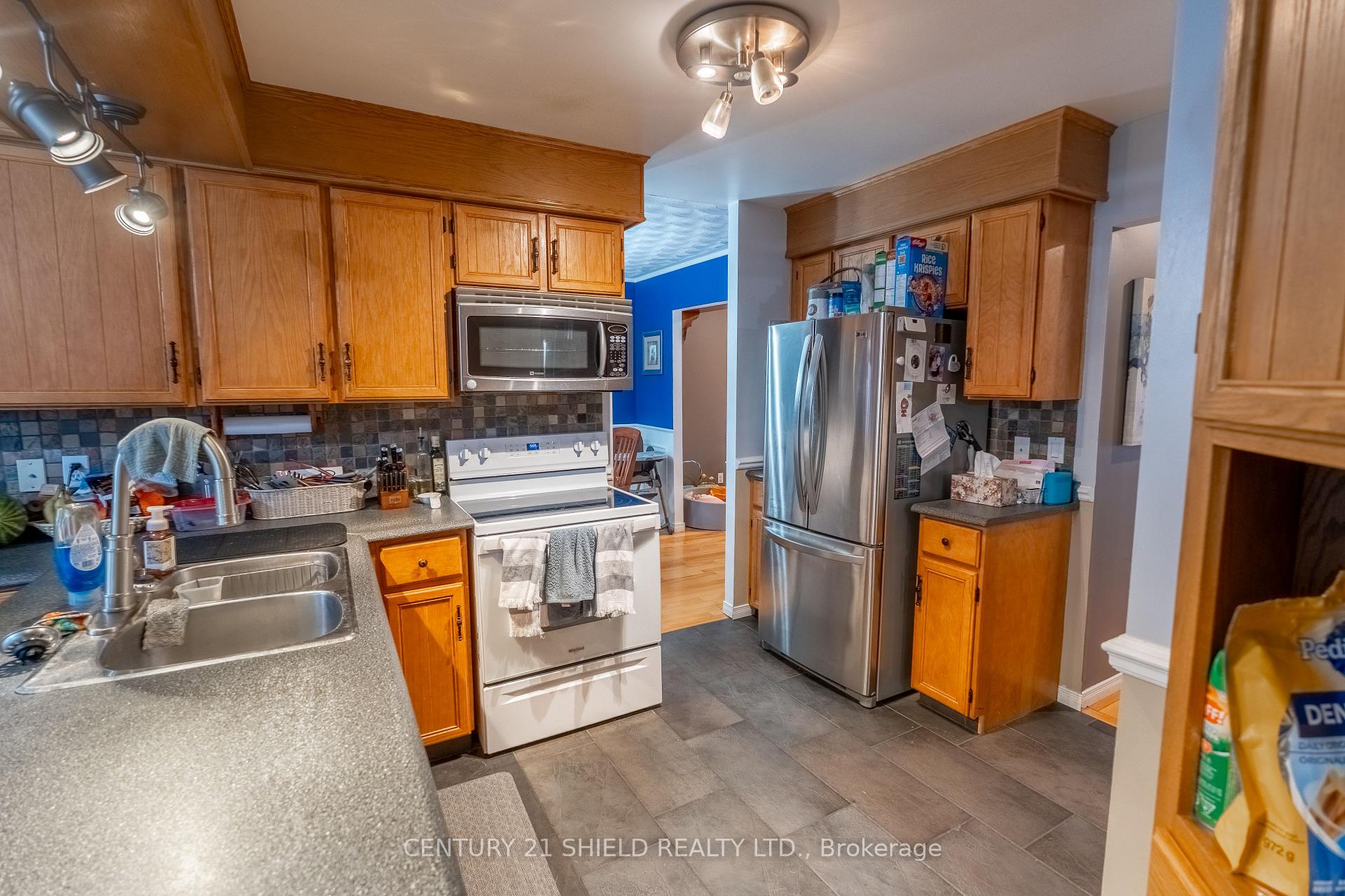 Photo 8 of 434 Hilbert Avenue, Cornwall, Cornwall — HOMEH
