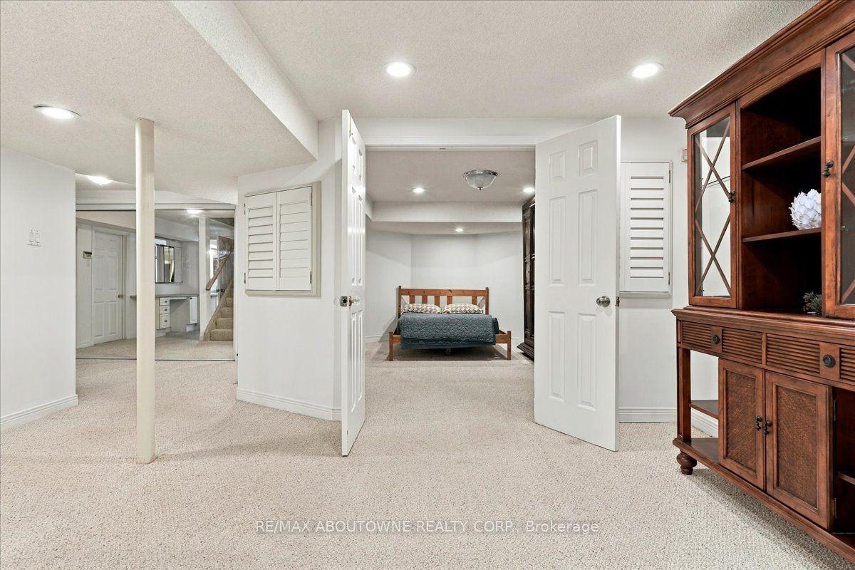 Photo 9 of Unit Lower, 1374 Heritage Way, Oakville, Glen Abbey — HOMEH