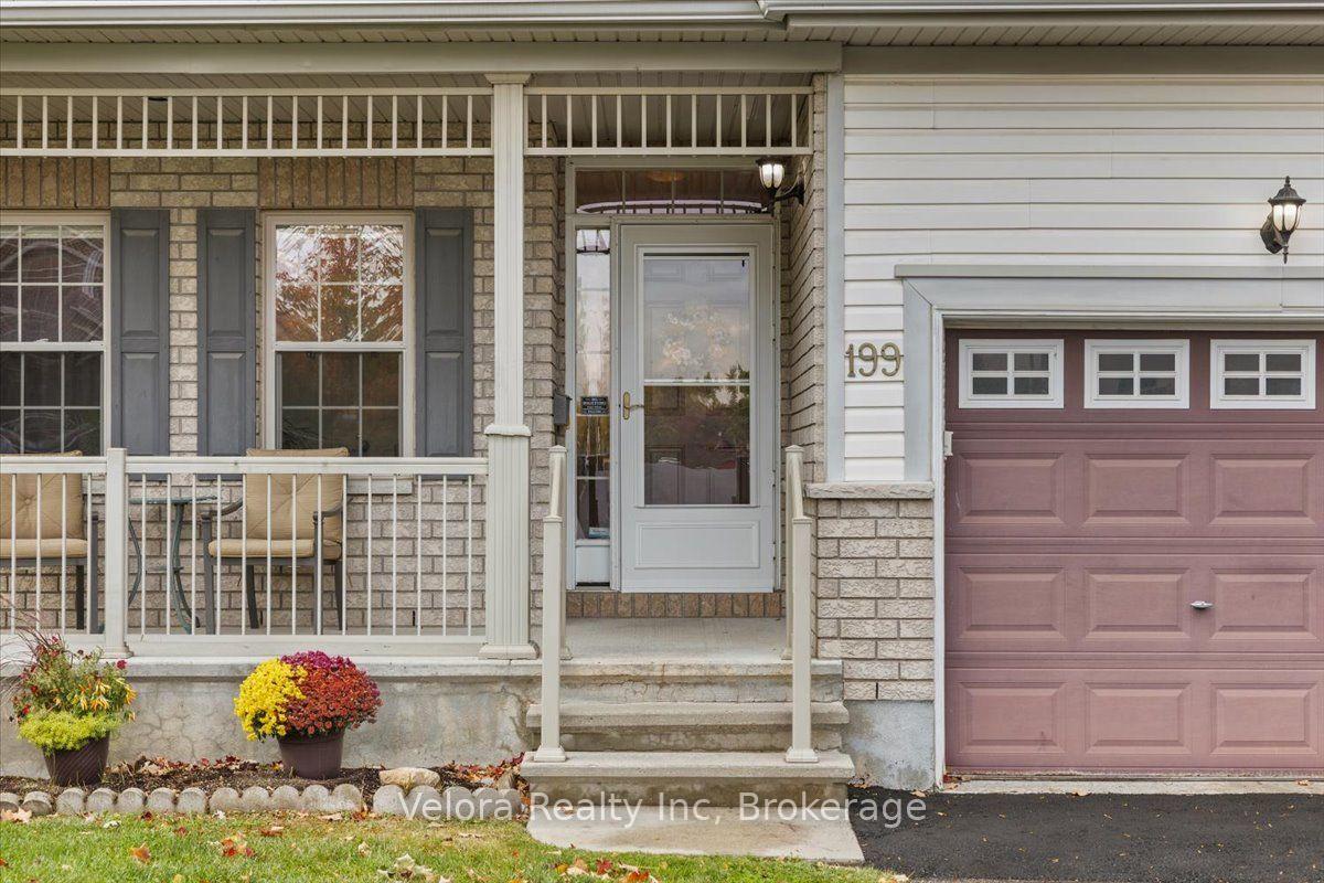 Photo 8 of 199 Hartsmere Drive, Ottawa, Stittsville (South) — HOMEH