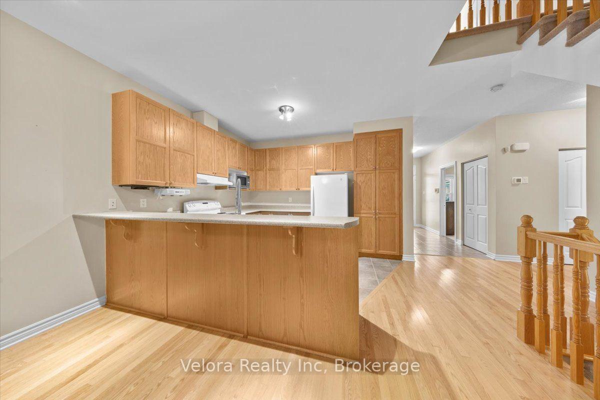 Photo 19 of 199 Hartsmere Drive, Ottawa, Stittsville (South) — HOMEH