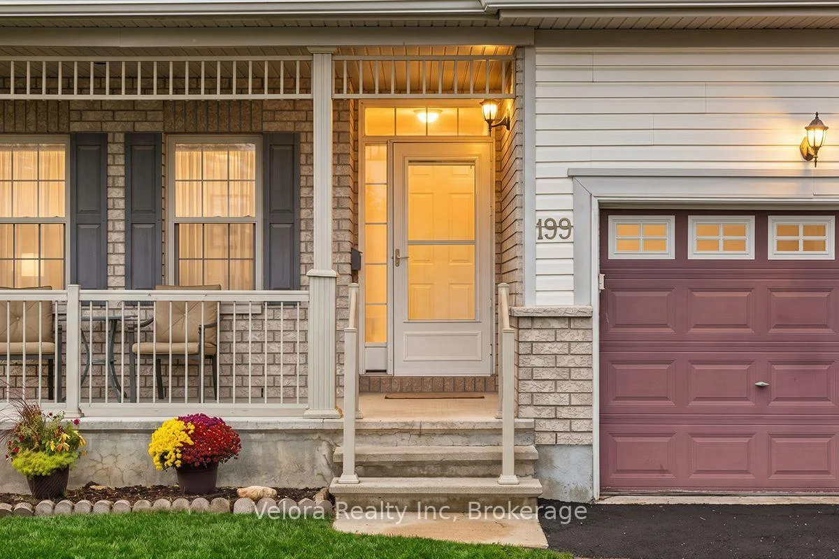 Photo 6 of 199 Hartsmere Drive, Ottawa, Stittsville (South) — HOMEH