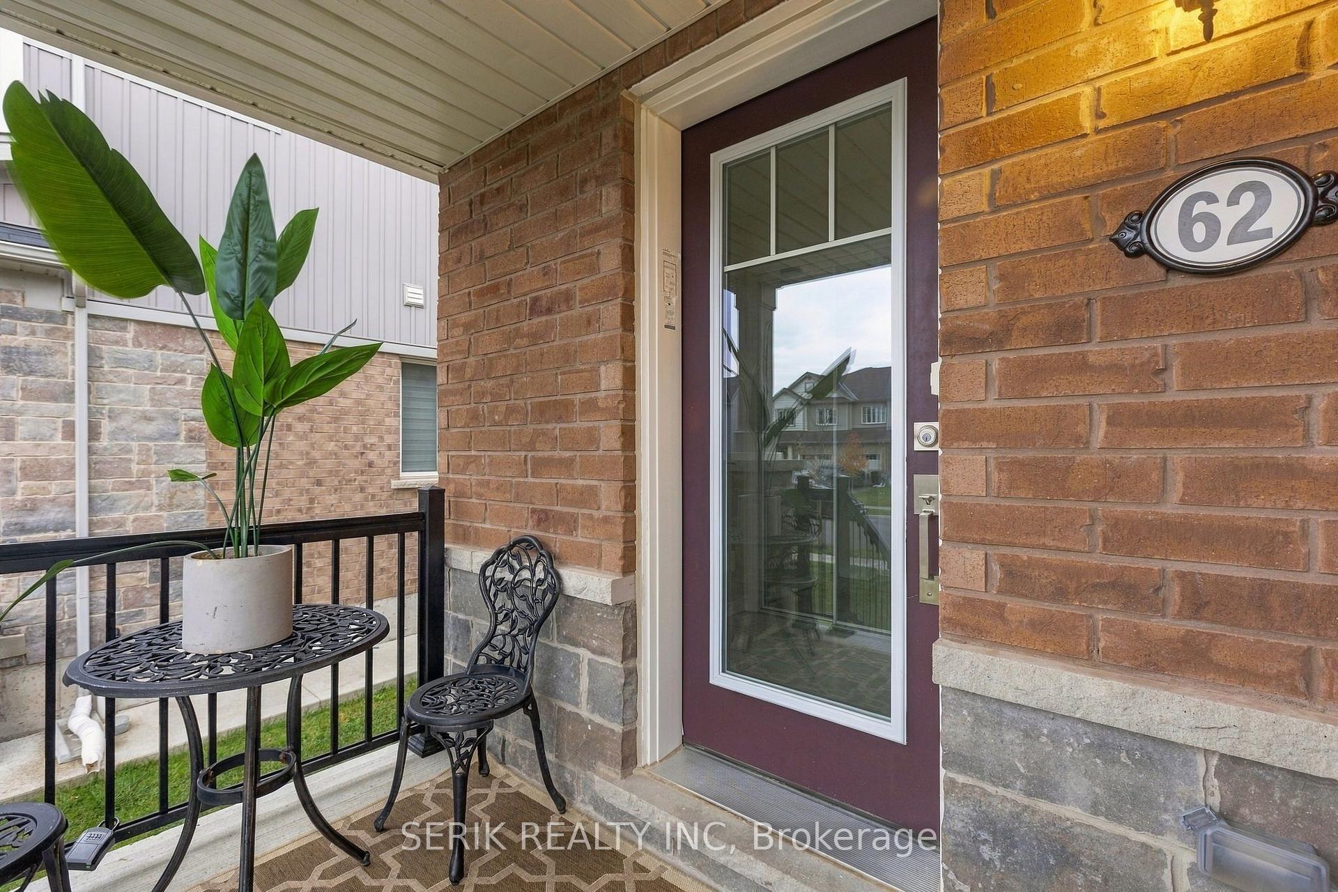 Photo 4 of 62 Blacksmith Drive, Woolwich, Breslau — HOMEH