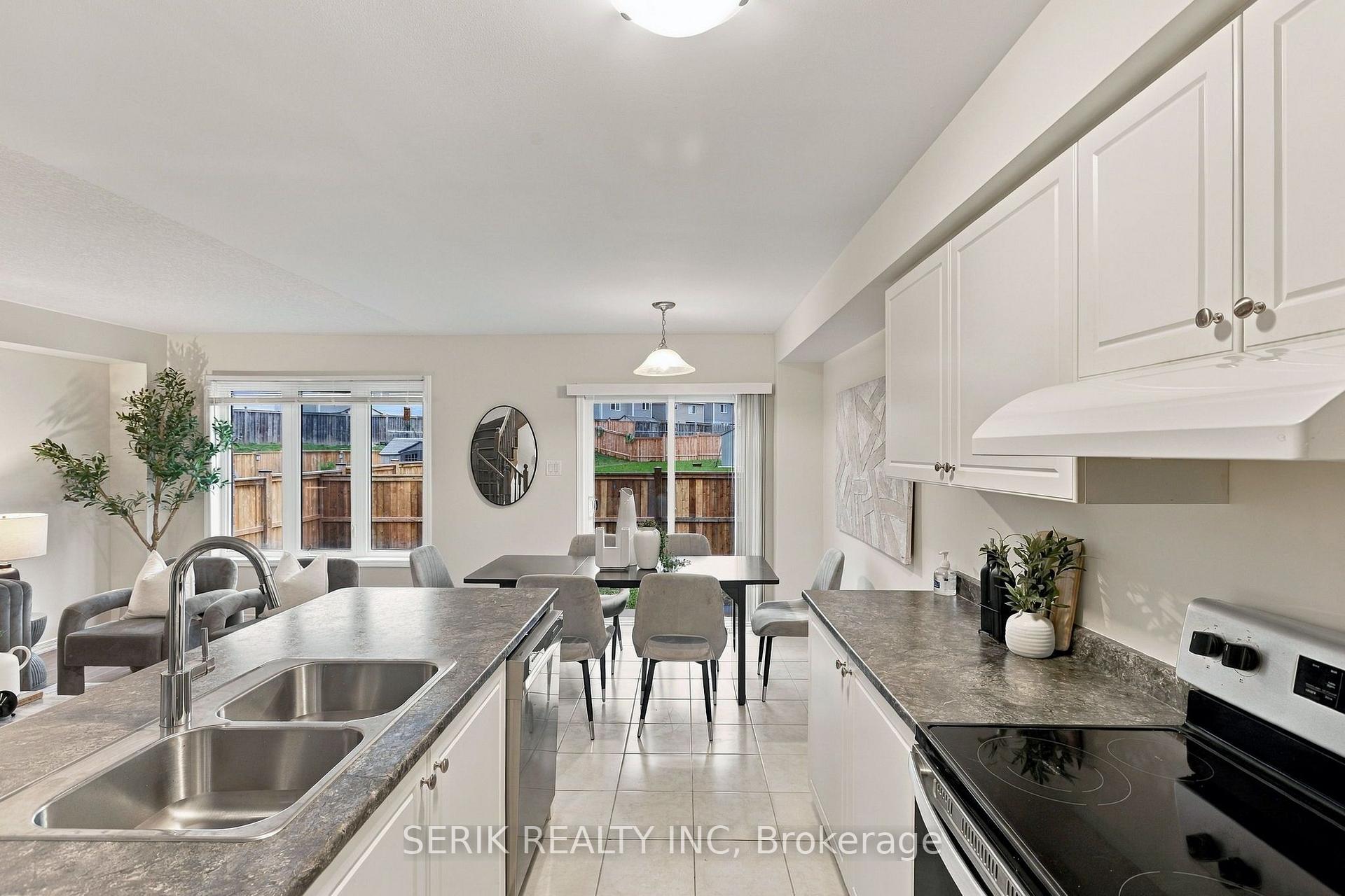 Photo 13 of 62 Blacksmith Drive, Woolwich, Breslau — HOMEH