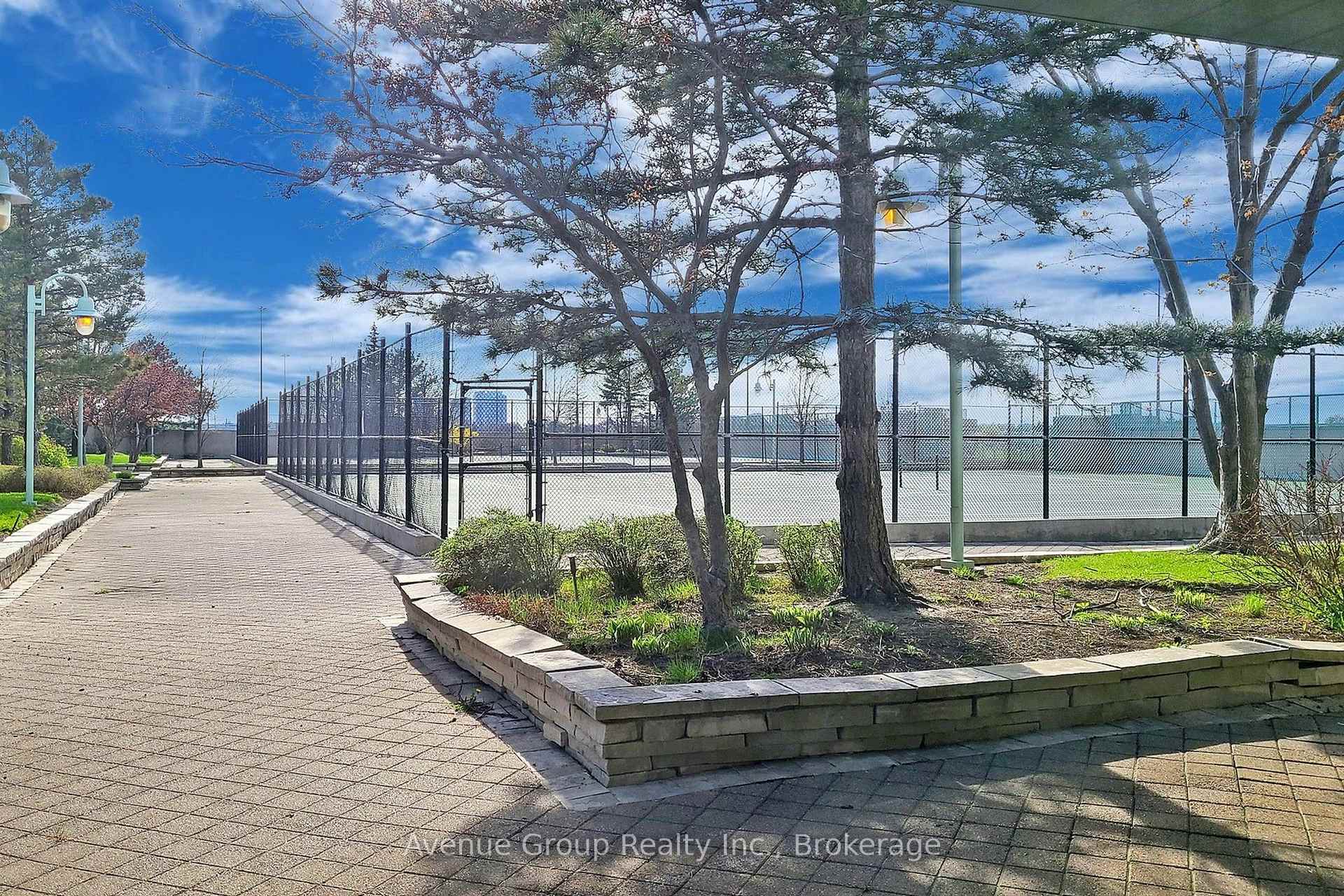 Photo 35 of Unit 1527, 68 Corporate Drive, Scarborough, Woburn — HOMEH