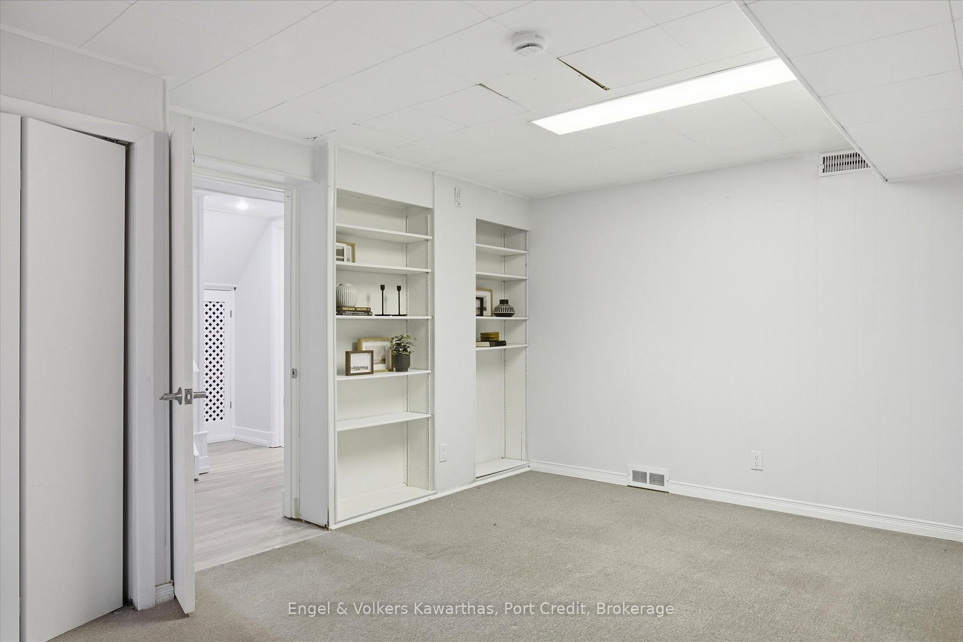Photo 32 of 1331 Gordon Avenue, Peterborough, Town Ward 3 — HOMEH