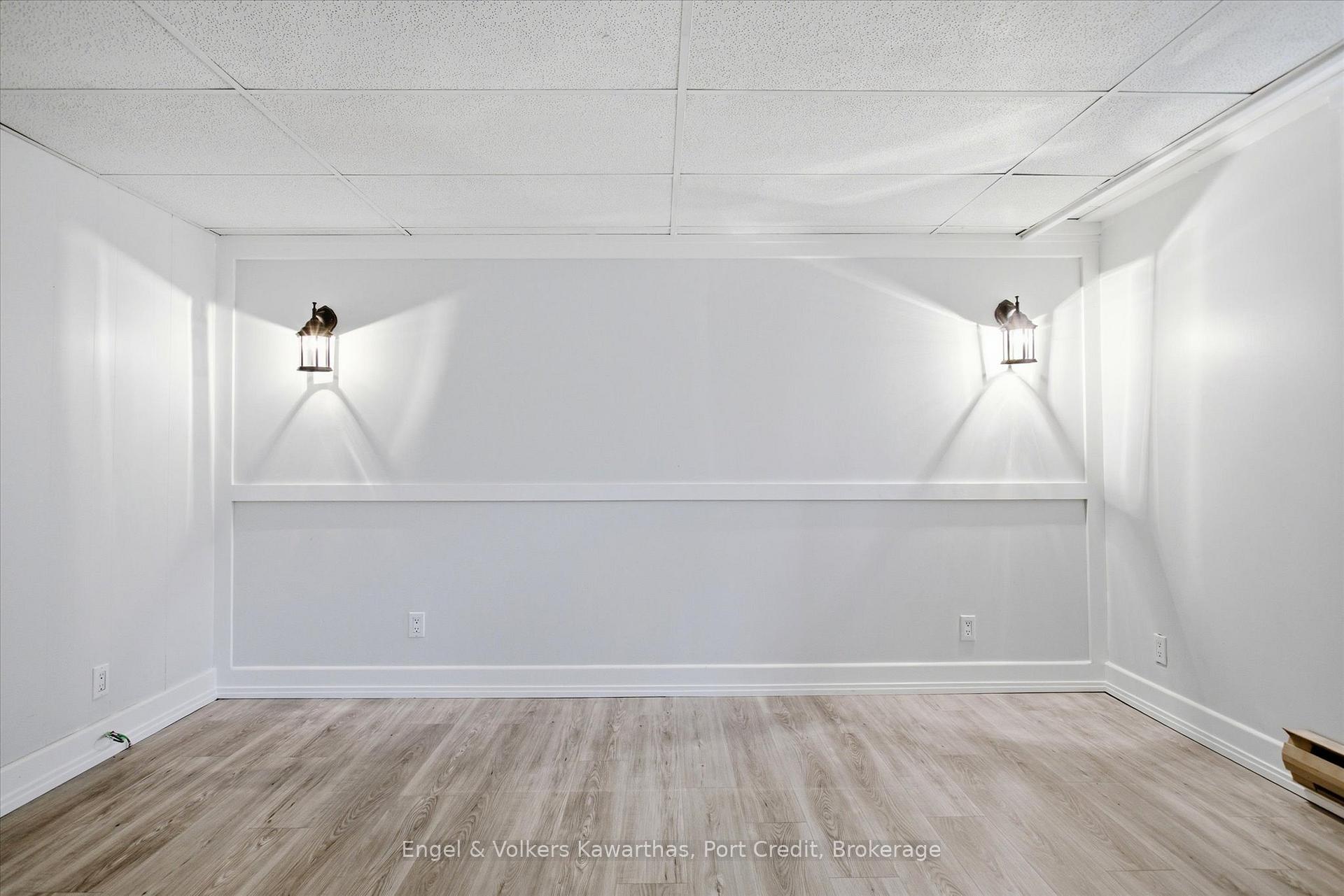 Photo 33 of 1331 Gordon Avenue, Peterborough, Town Ward 3 — HOMEH