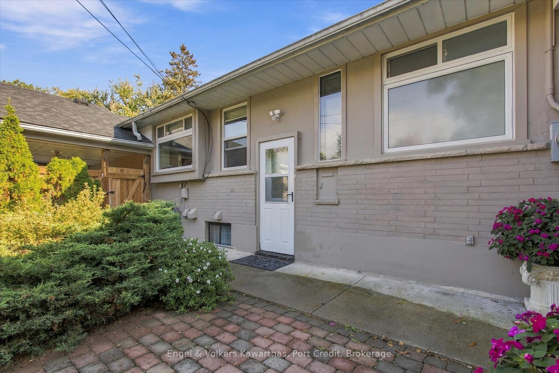Photo 40 of 1331 Gordon Avenue, Peterborough, Town Ward 3 — HOMEH
