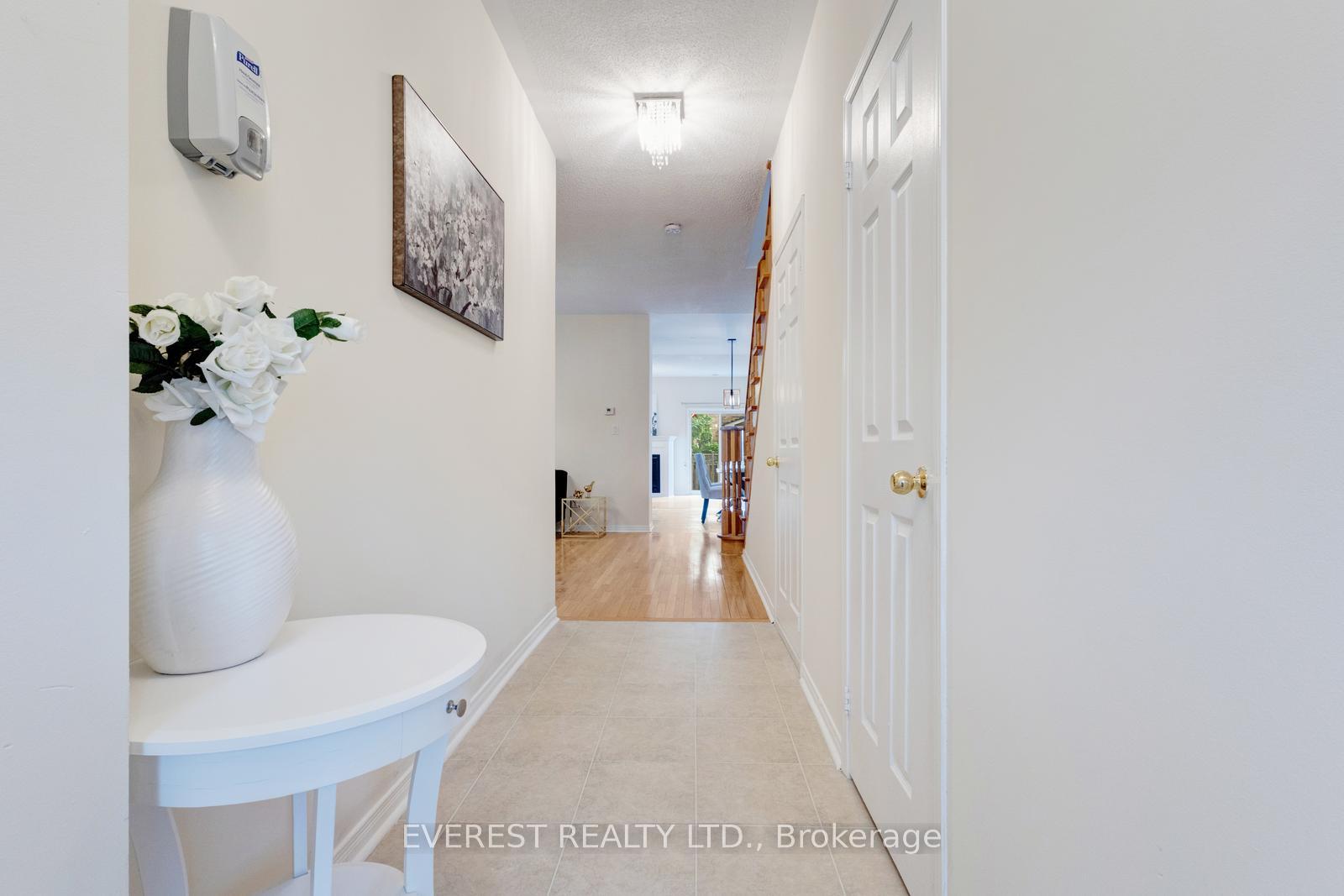 Photo 4 of 5172 Nestling Grove, Mississauga, Churchill Meadows — HOMEH