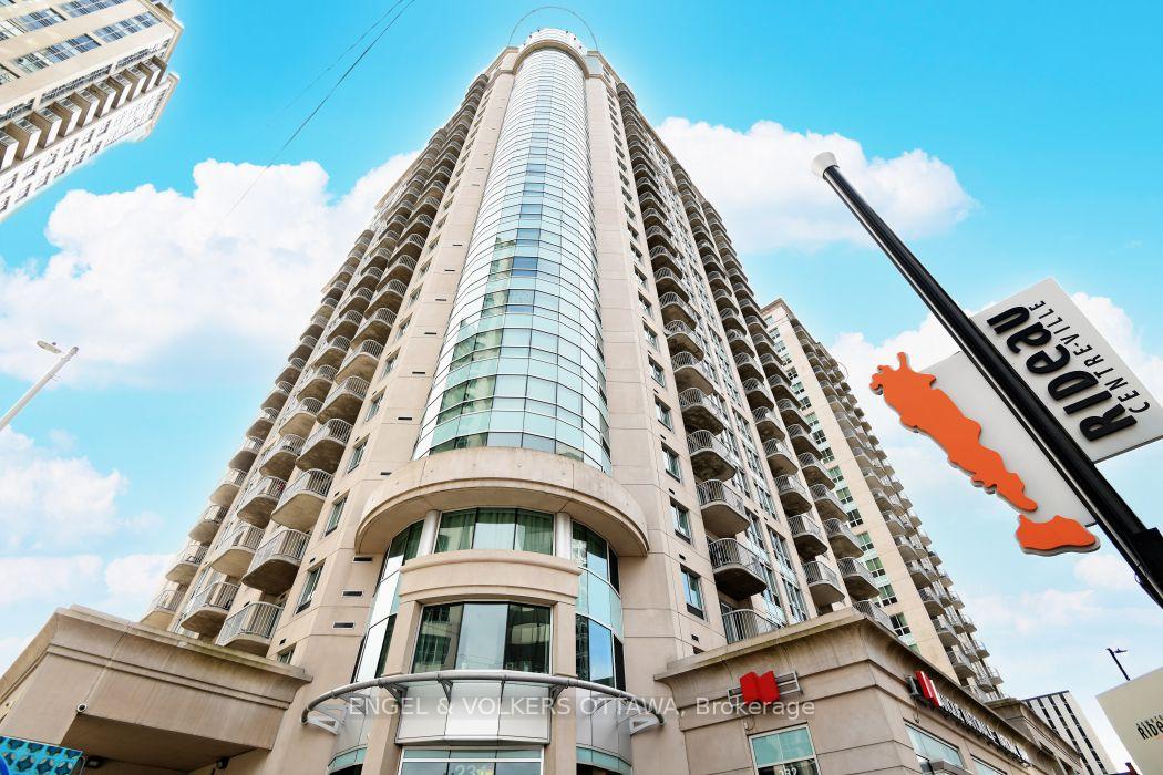 Photo of Unit 902, 234 Rideau Street
