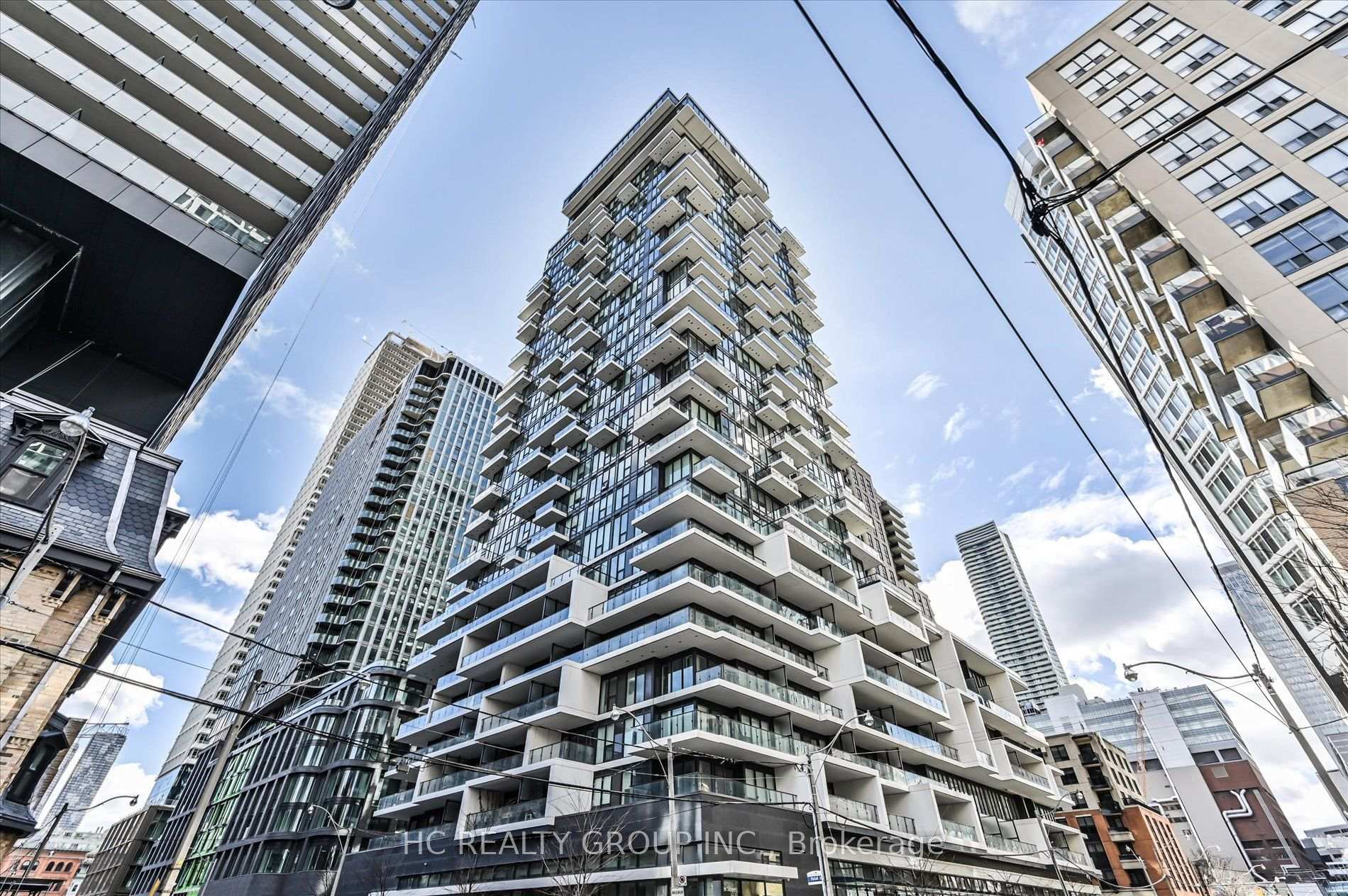 Photo of Unit 2206, 77 Shuter Street