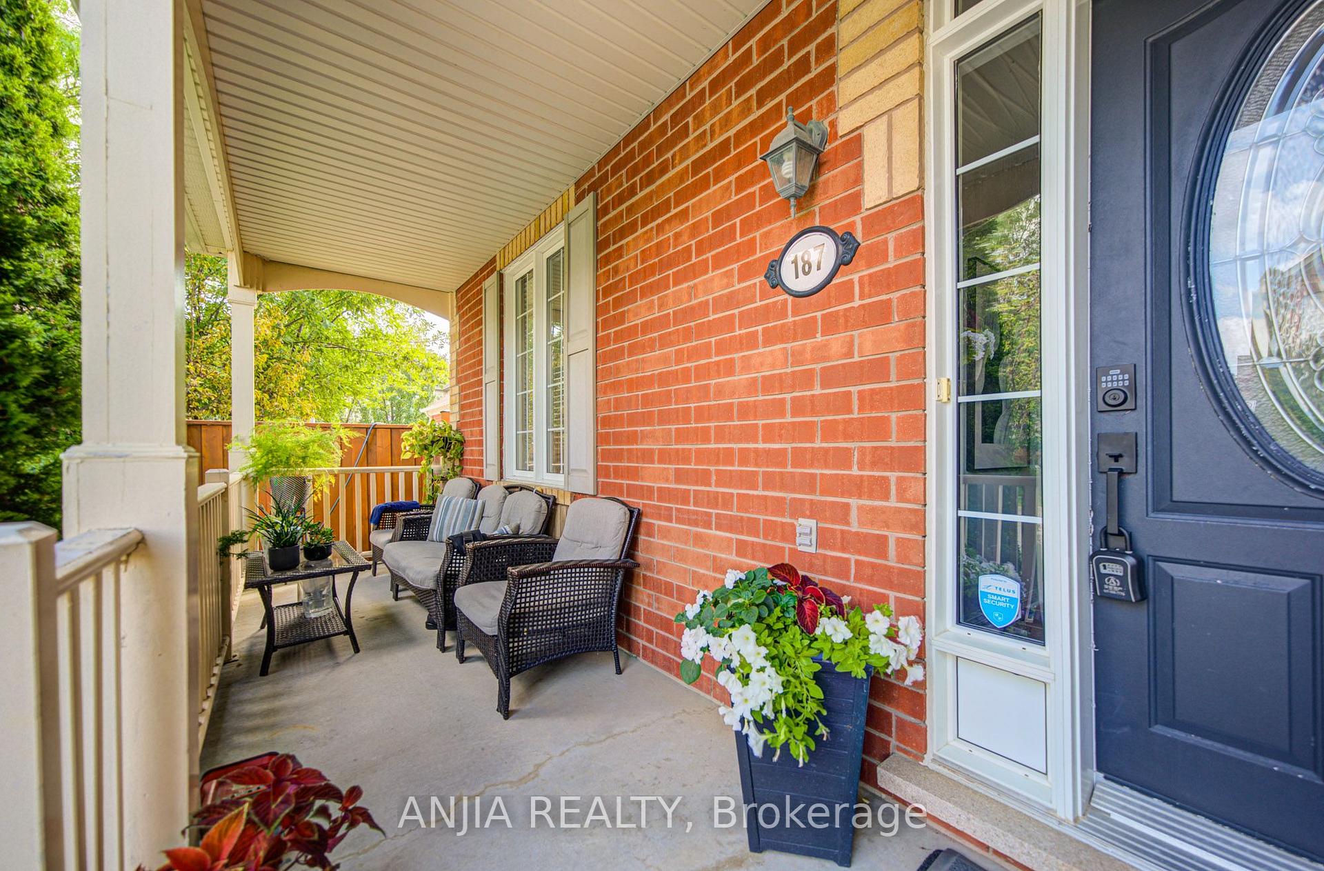 Photo 2 of 187 Morning Dove Drive, Markham, Cornell — HOMEH