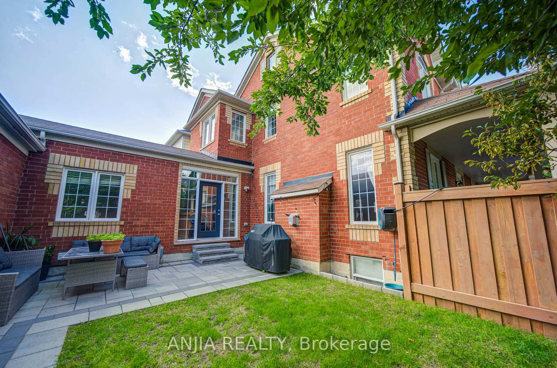 Photo 39 of 187 Morning Dove Drive, Markham, Cornell — HOMEH