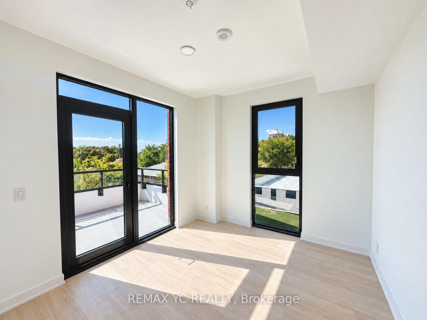 Photo 5 of Unit 308, 699 Sheppard Avenue E, North York, Bayview Village — HOMEH