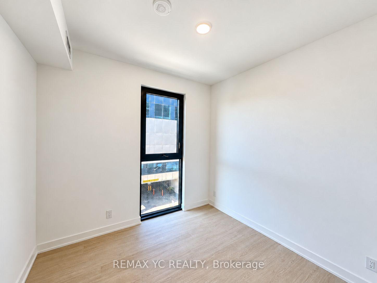 Photo 7 of Unit 308, 699 Sheppard Avenue E, North York, Bayview Village — HOMEH