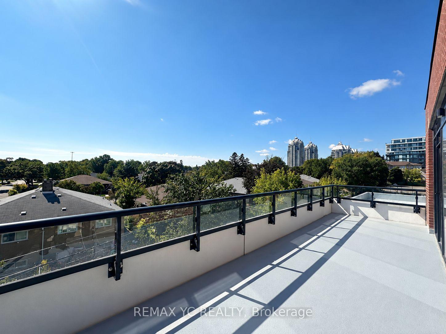 Photo 10 of Unit 308, 699 Sheppard Avenue E, North York, Bayview Village — HOMEH