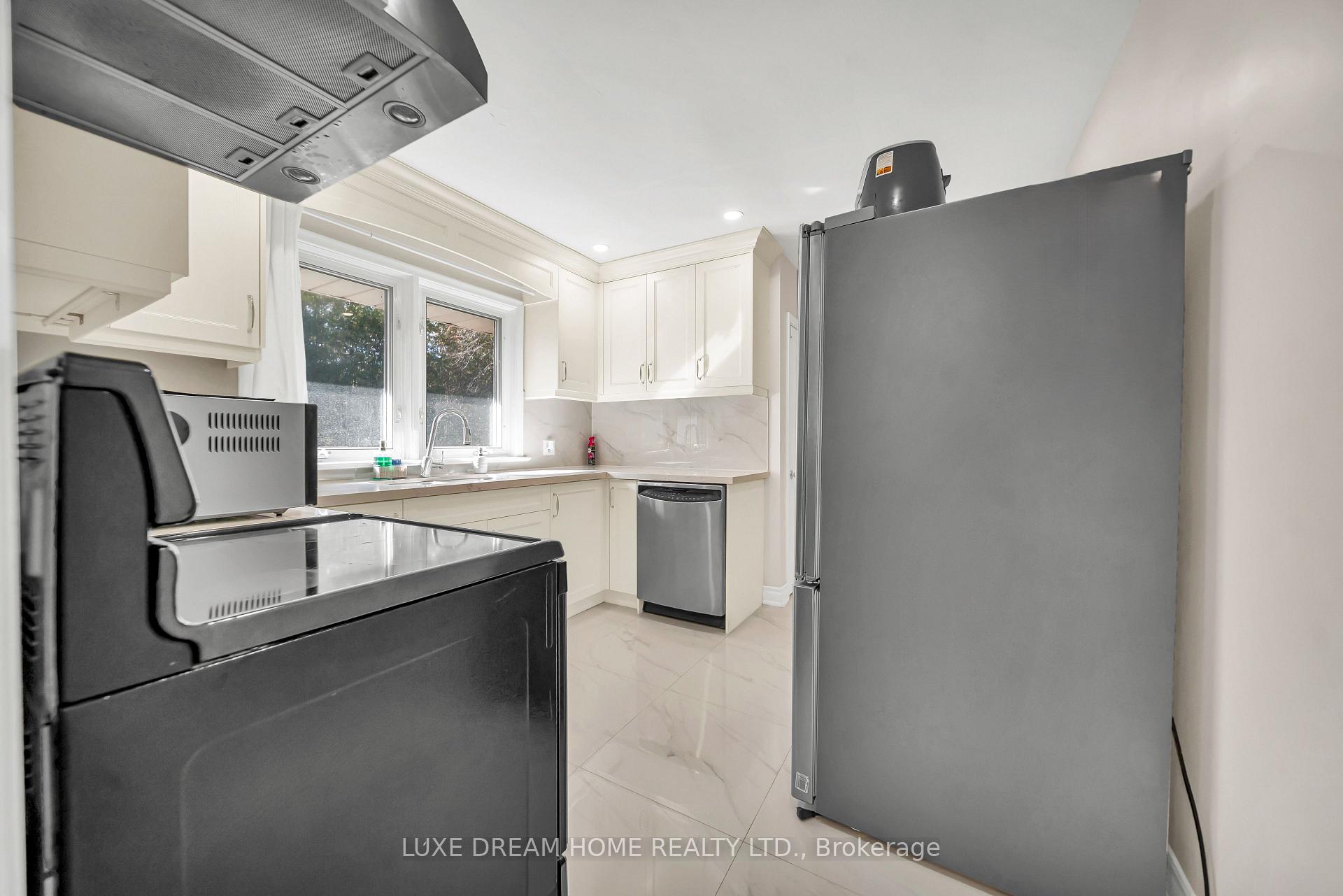 Photo 15 of 834 Law Street, Oshawa, Centennial — HOMEH