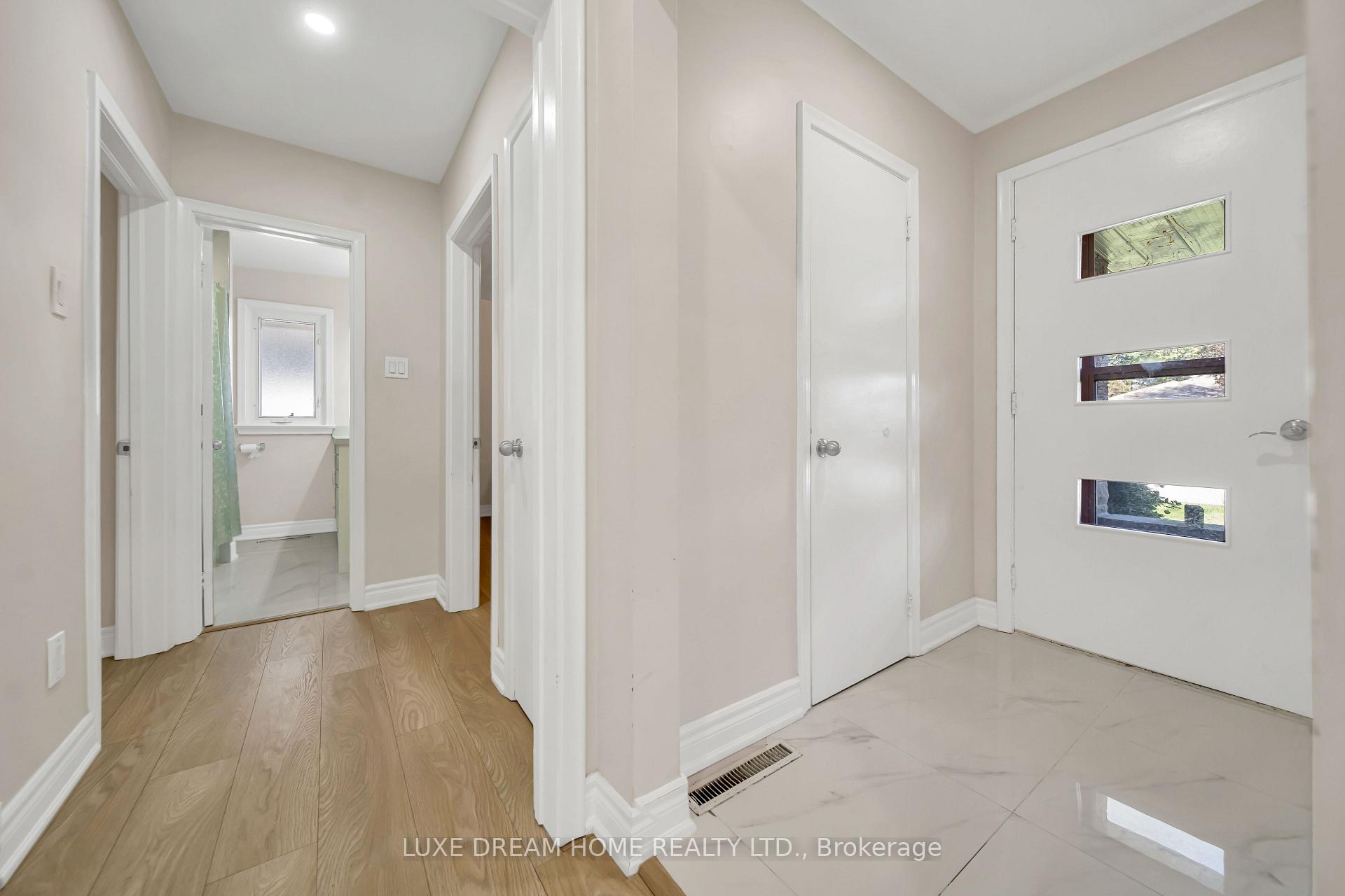 Photo 18 of 834 Law Street, Oshawa, Centennial — HOMEH
